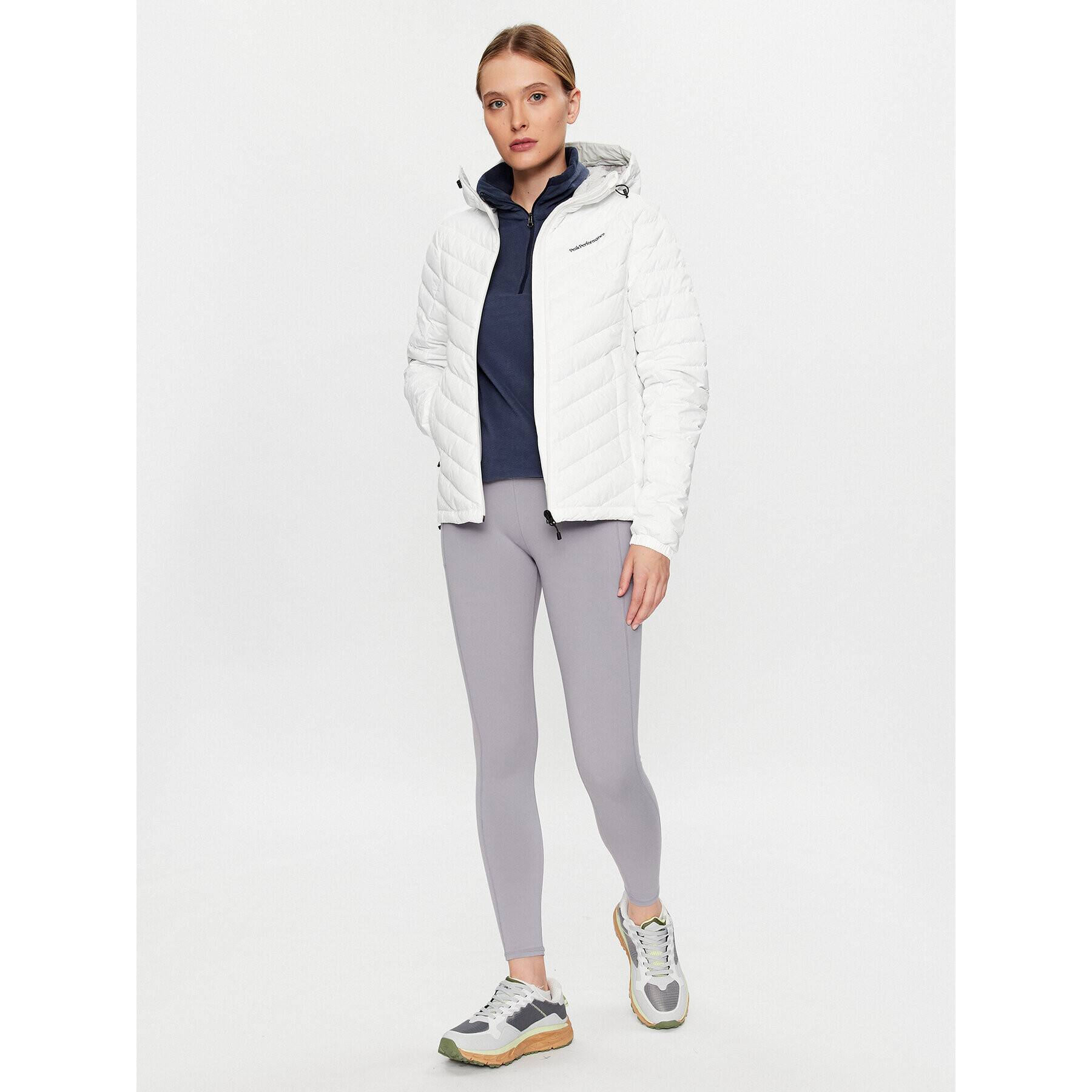 Peak Performance Vatovaná bunda Frost G77893050 Bílá Regular Fit - Pepit.cz