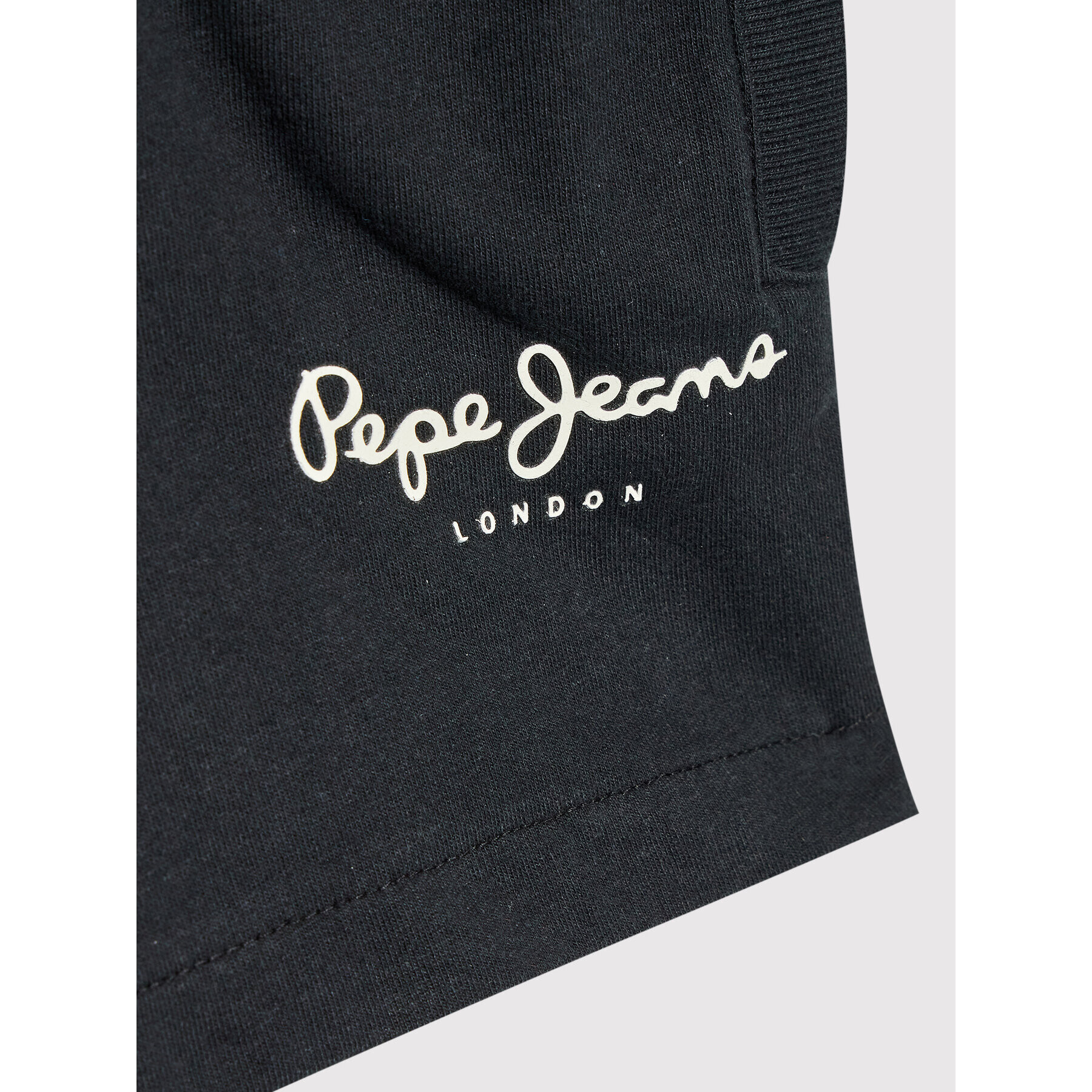 Pepe Jeans Šortky z materiálu Georgie PB800685 Černá Regular Fit - Pepit.cz