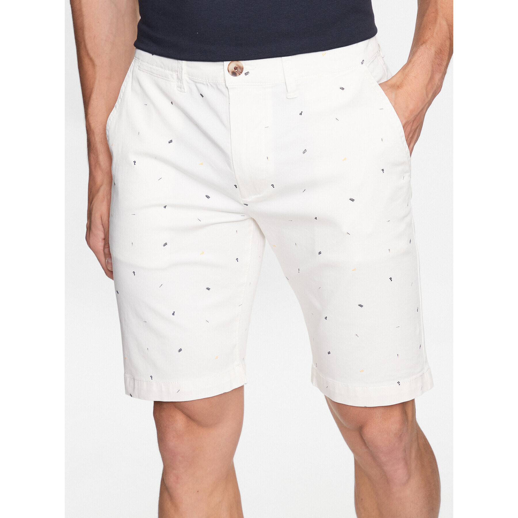 Pepe Jeans Šortky z materiálu Mc Queen Short Print PM801018 Bílá Regular Fit - Pepit.cz