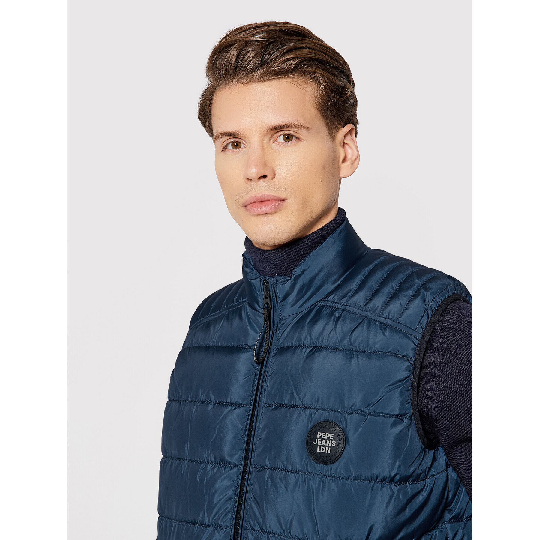 Pepe Jeans Vesta Heinrich Vest PM402449 Tmavomodrá Regular Fit - Pepit.cz