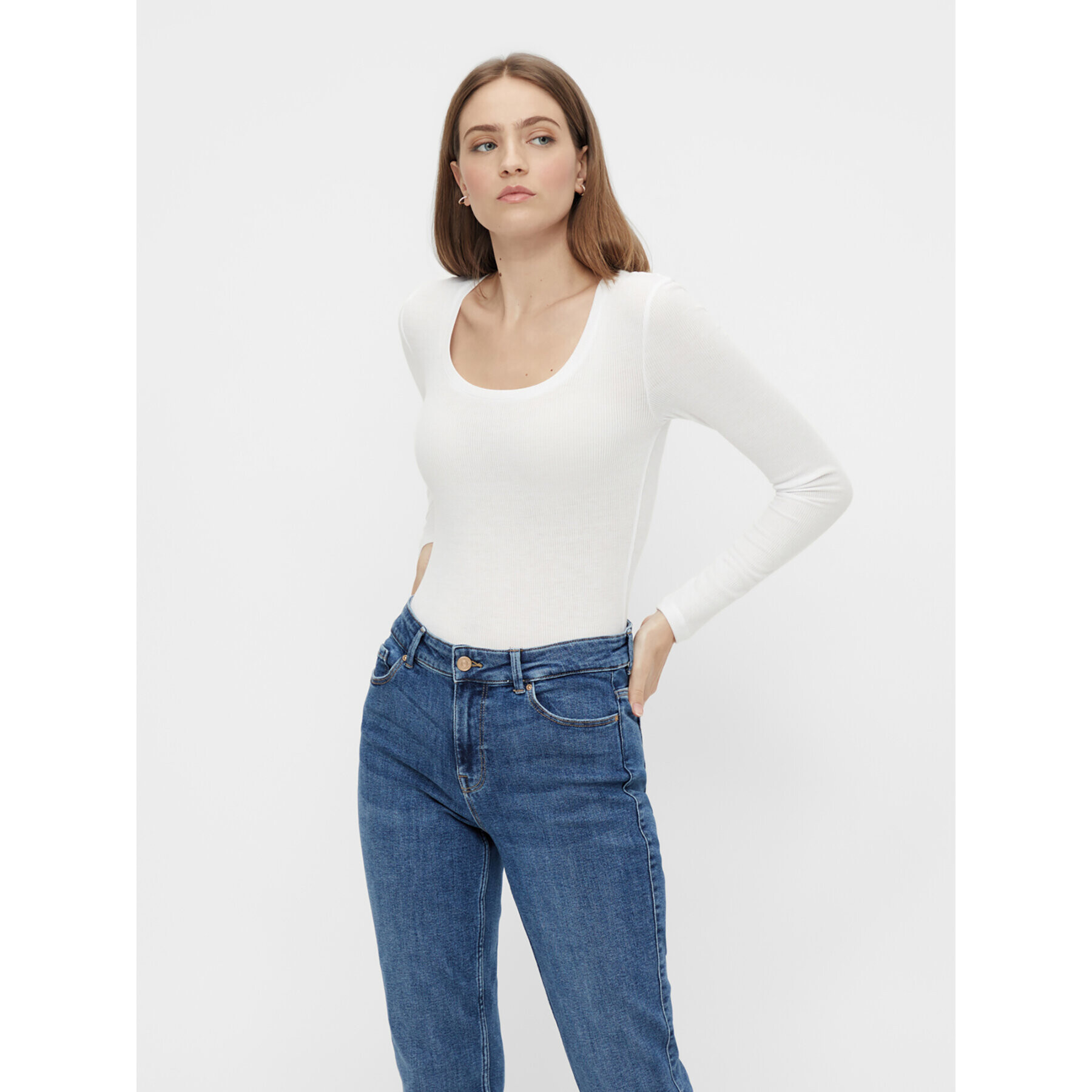 Pieces Halenka Pippi 17110548 Bílá Slim Fit - Pepit.cz