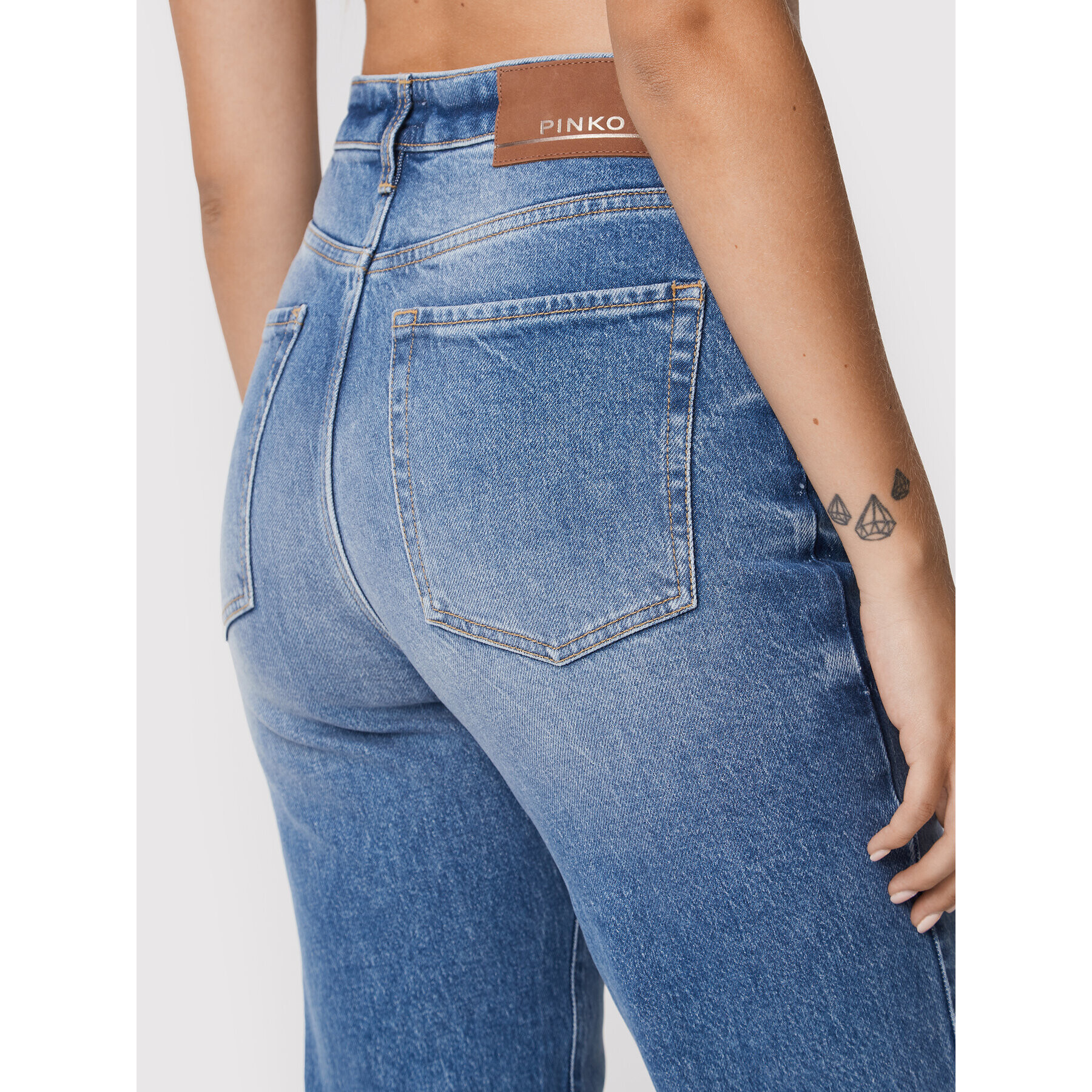 Pinko Jeansy Flavia 1J10ZR Y82N Modrá Regular Fit - Pepit.cz