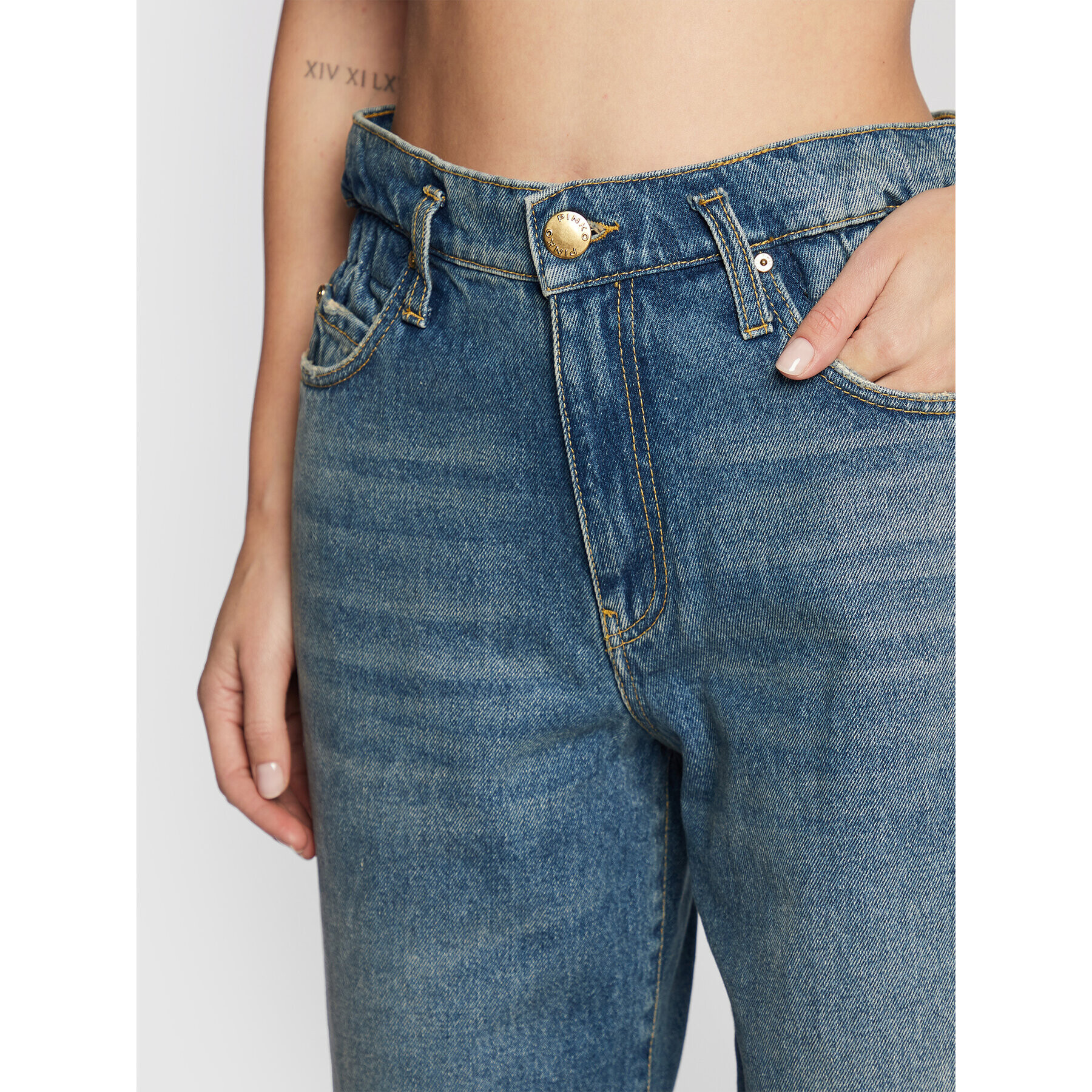 Pinko Jeansy Maddie 1J10Z8 A05T Modrá Mom Fit - Pepit.cz