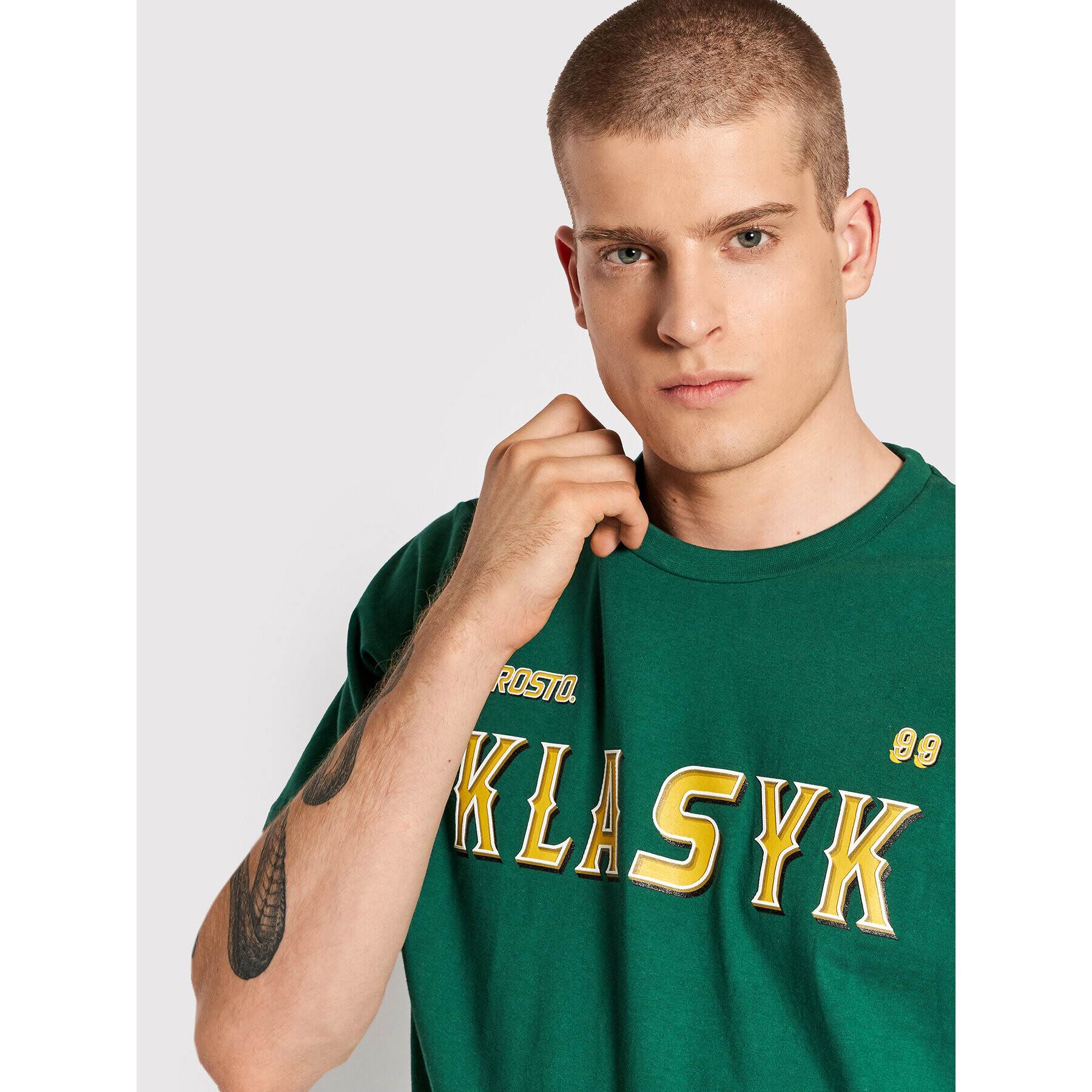 PROSTO. T-Shirt KLASYK West 1103 Zelená Regular Fit - Pepit.cz