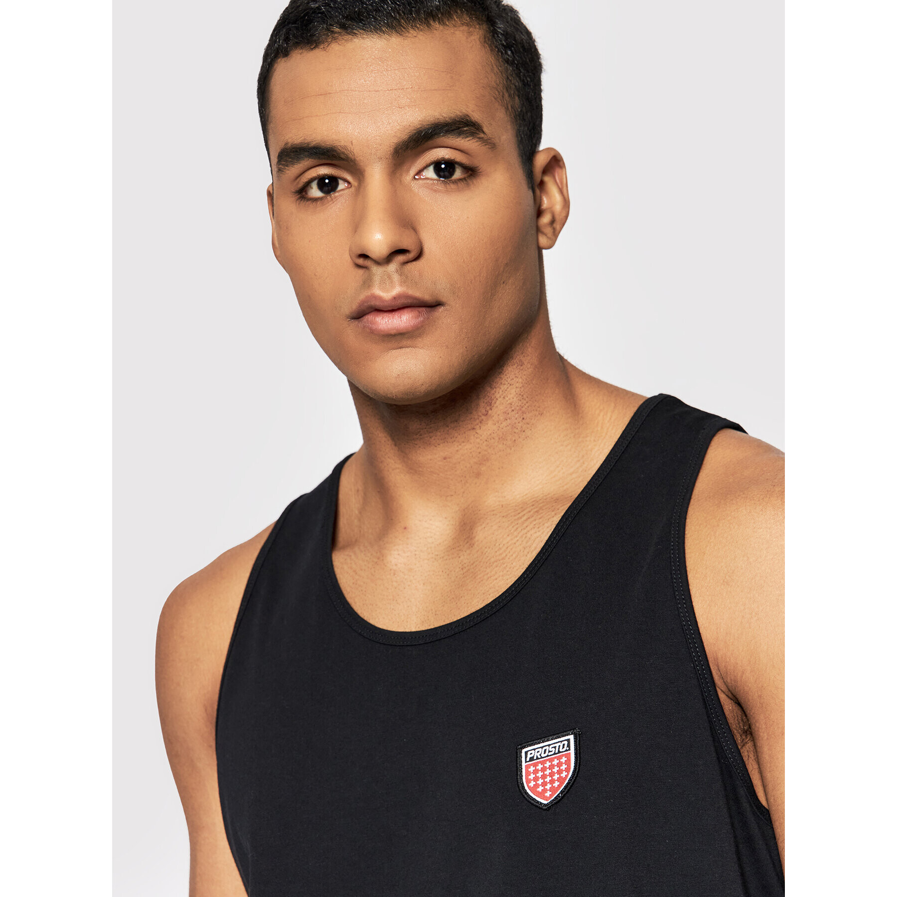 PROSTO. Tank top KLASYK Heman 4013 Černá Regular Fit - Pepit.cz