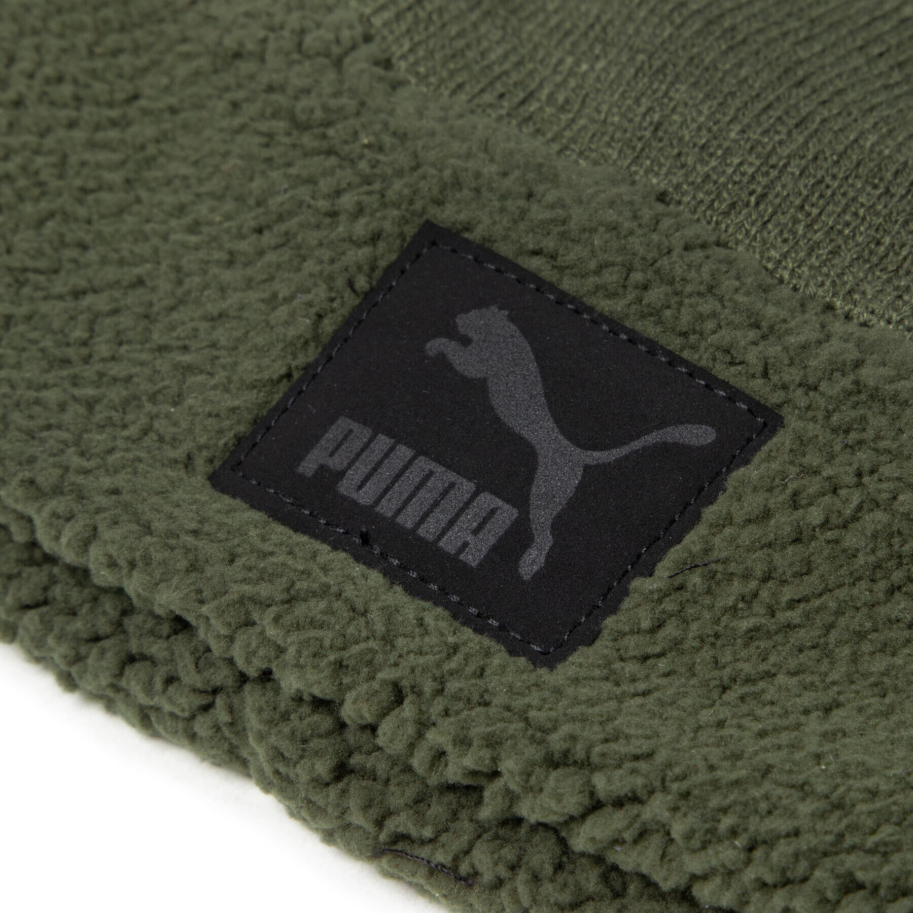 Puma Čepice Classic Cuff Sherpa Beanie 023448 03 Zelená - Pepit.cz