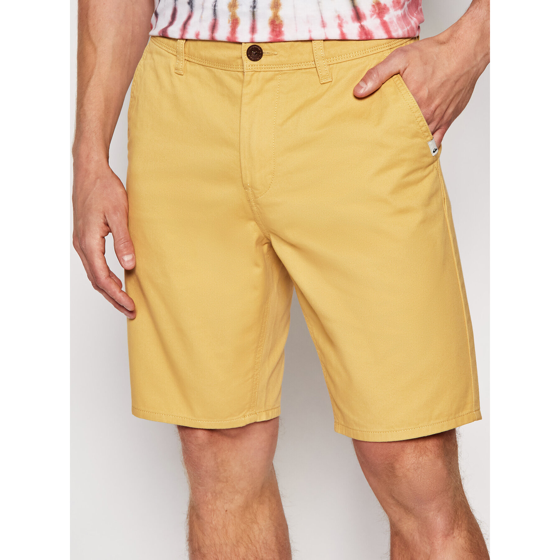 Quiksilver Šortky z materiálu Everyday Chino EQYWS03468 Žlutá Straight Fit - Pepit.cz