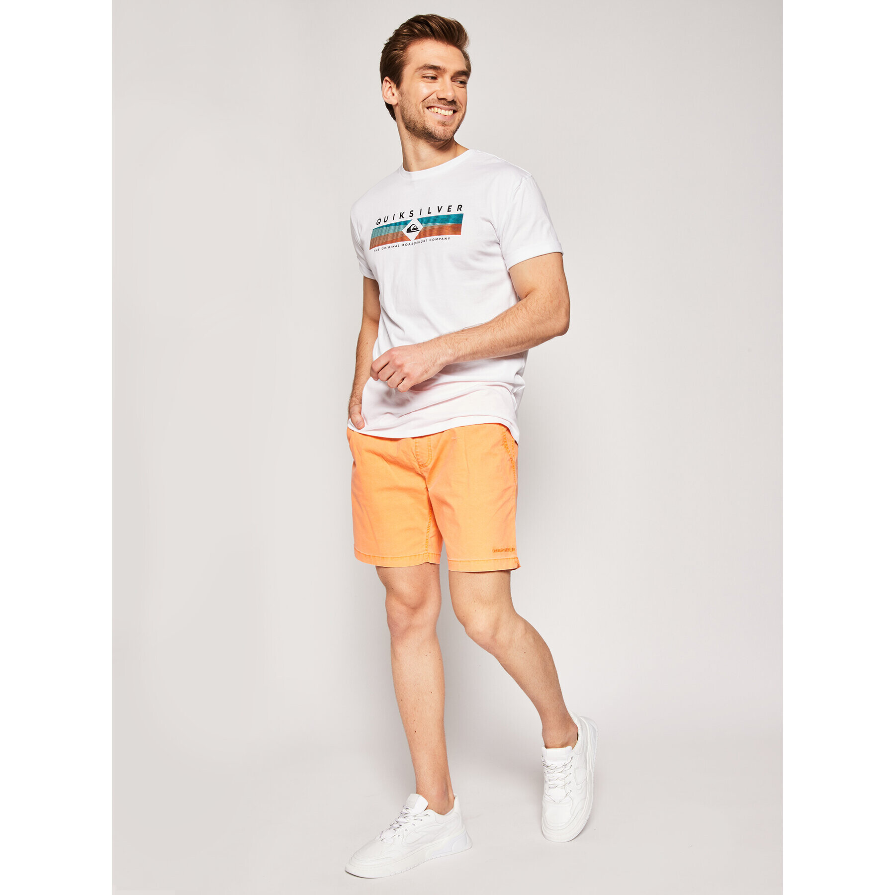 Quiksilver Šortky z materiálu Taxer 17" Elasticized EQYWS03610 Oranžová Regular Fit - Pepit.cz