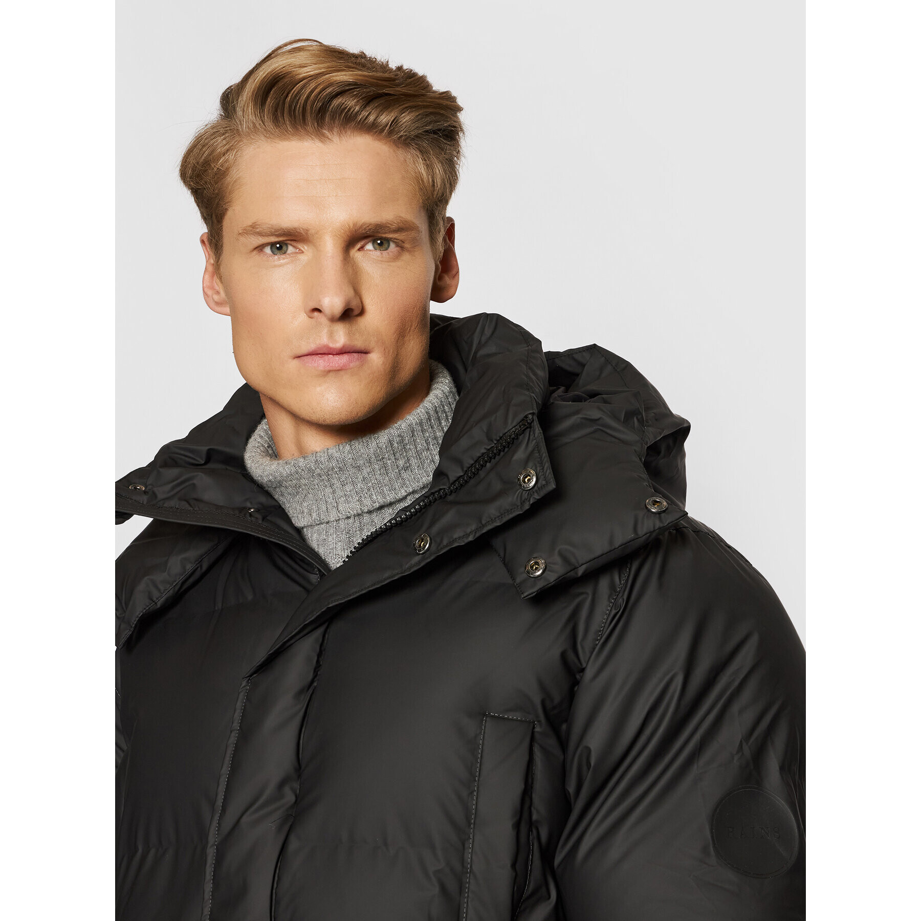 Rains Vatovaná bunda Unisex 1524 Černá Regular Fit - Pepit.cz