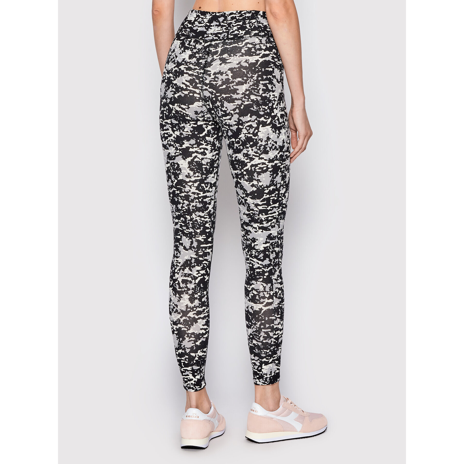 Reebok Legíny Safari HM1327 Černá Slim Fit - Pepit.cz