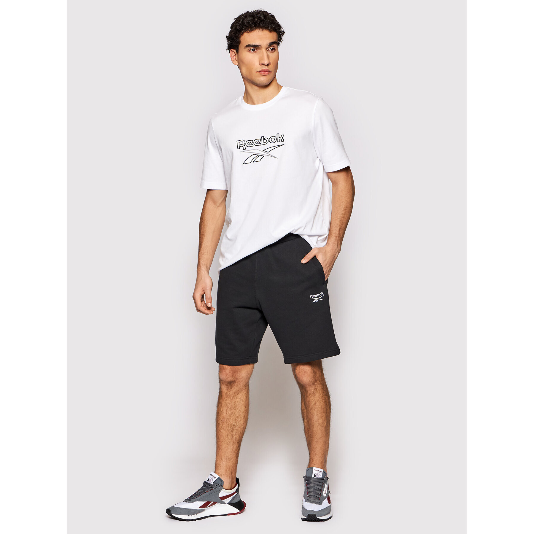 Reebok T-Shirt Classics Vector GU3875 Bílá Oversize - Pepit.cz