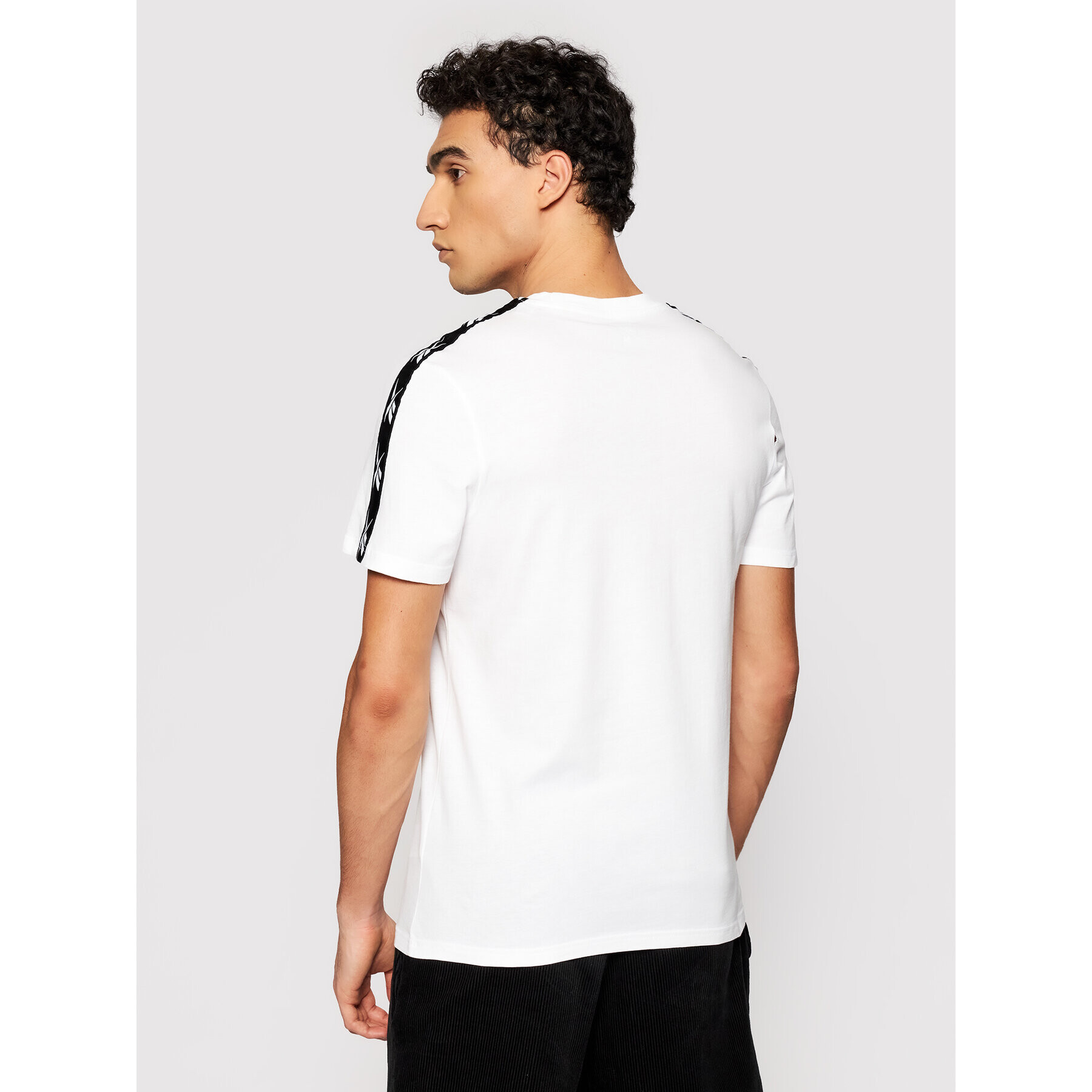 Reebok T-Shirt Training Essentials Tape GQ4206 Bílá Regular Fit - Pepit.cz