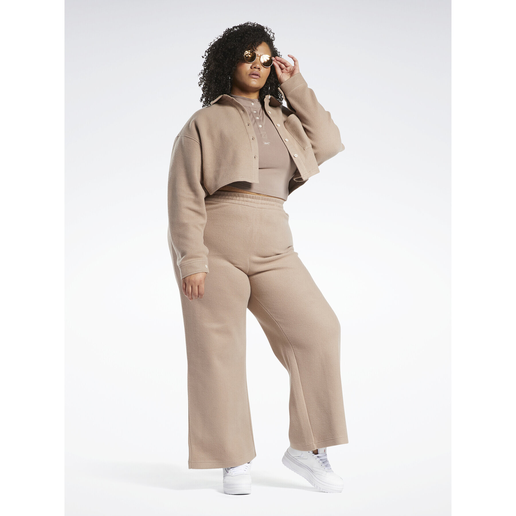 Reebok Teplákové kalhoty Classics Reverse Fleece Wide Leg Joggers (Plus Size) IB4453 Hnědá - Pepit.cz