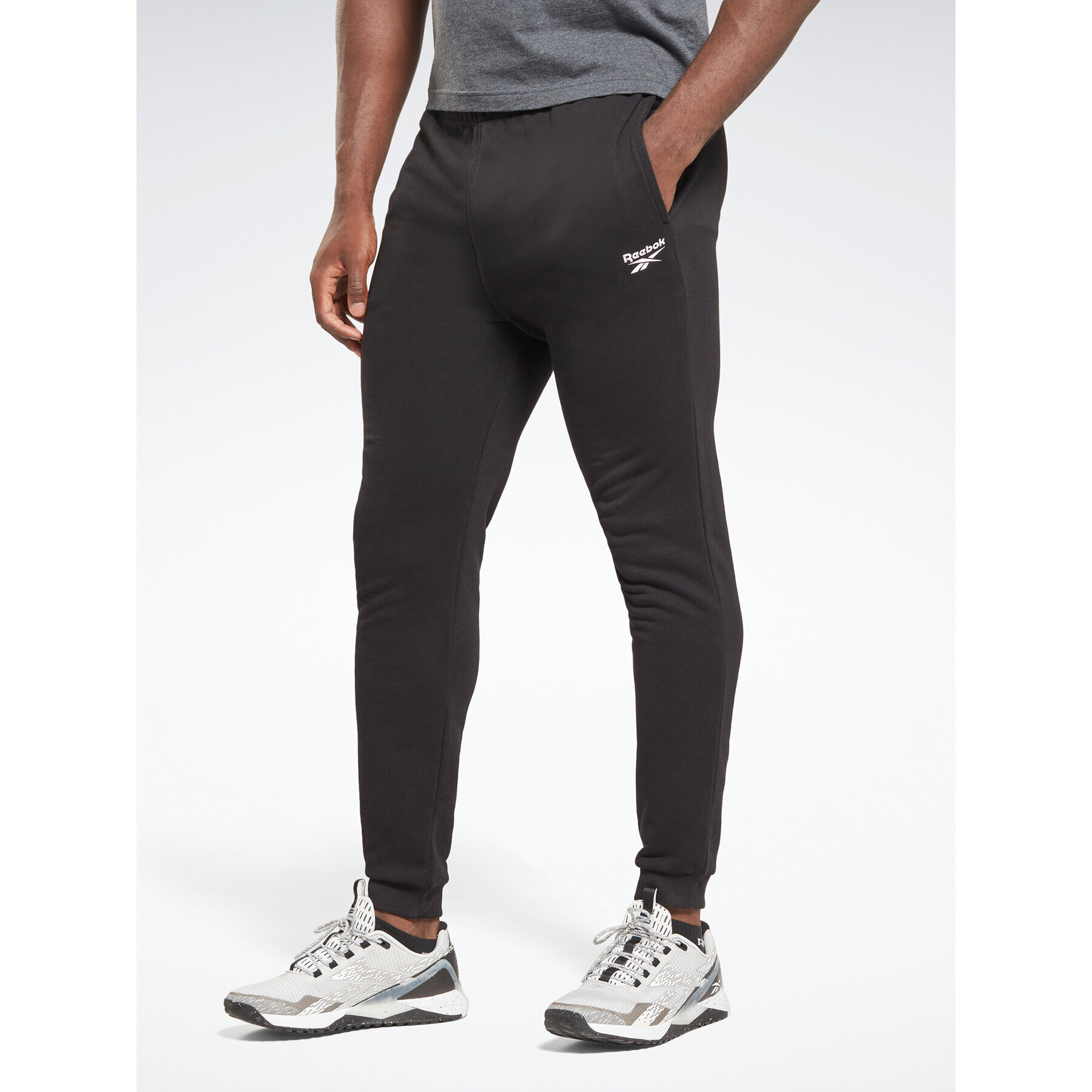 Reebok Teplákové kalhoty Identity French Terry Joggers HS7376 Černá Regular Fit - Pepit.cz