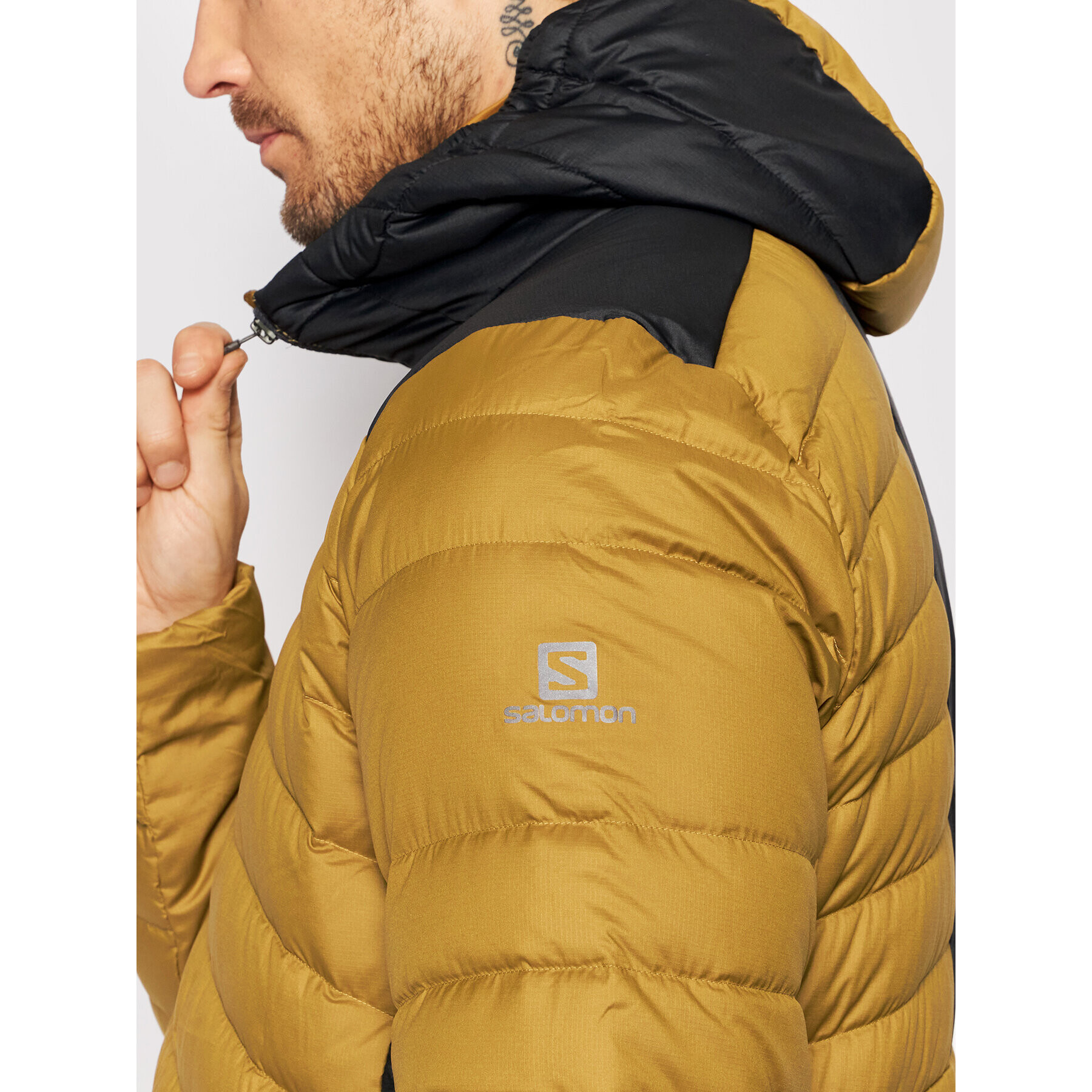 Salomon Vatovaná bunda Essential Xwarm LC1611500 Žlutá Regular Fit - Pepit.cz