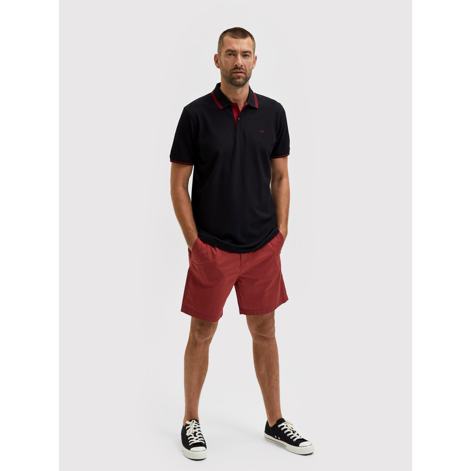 Selected Homme Šortky z materiálu Flex 16083844 Červená Regular Fit - Pepit.cz