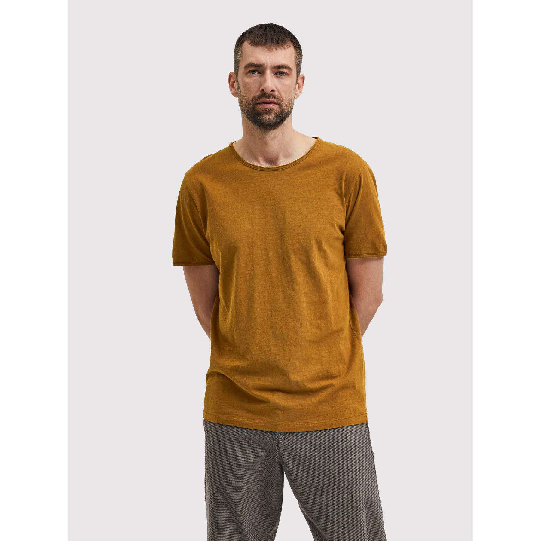 Selected Homme T-Shirt Morgan 16071775 Hnědá Regular Fit - Pepit.cz