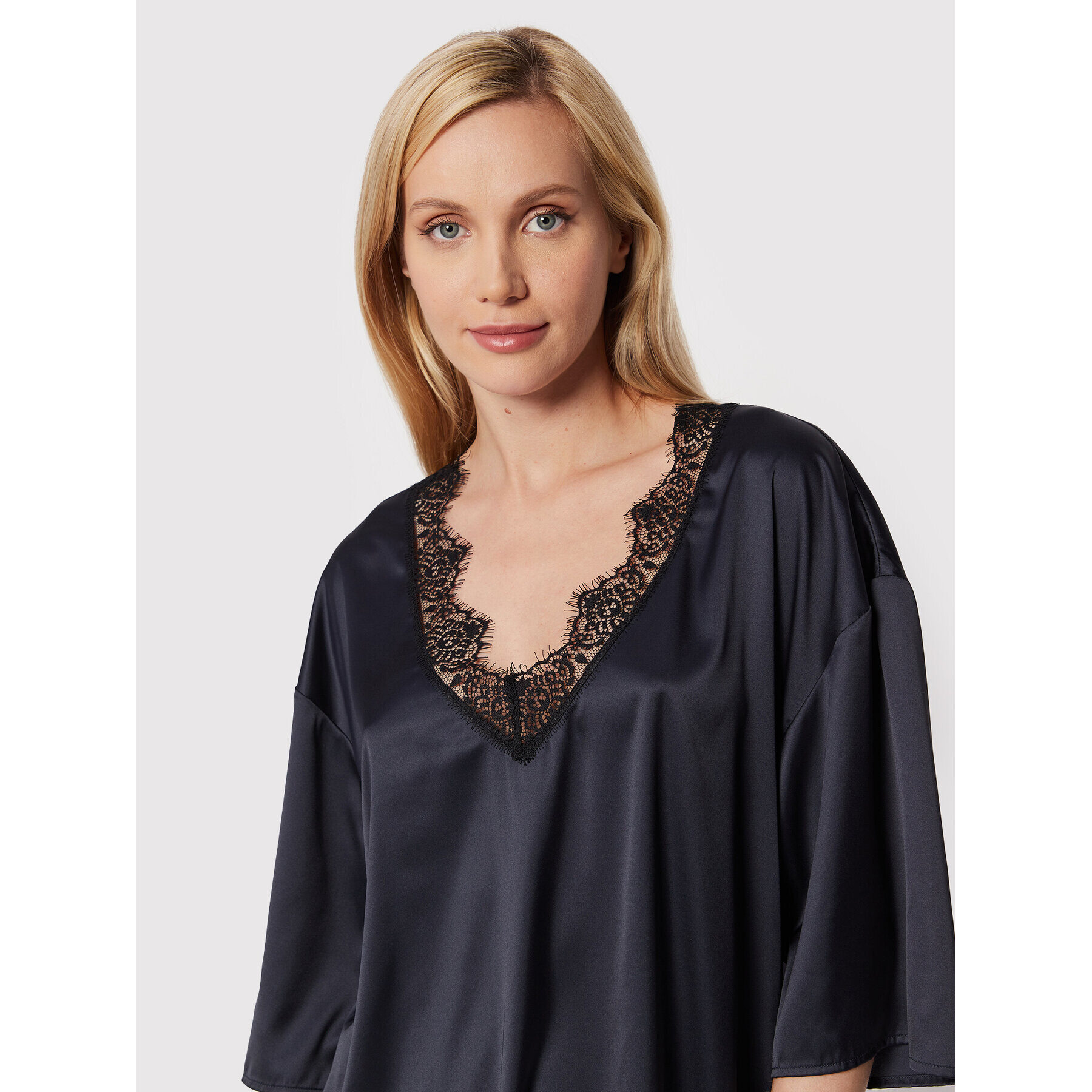 Simone Pérèle Pyžamový top Satin Secrets 23H904 Tmavomodrá Relaxed Fit - Pepit.cz