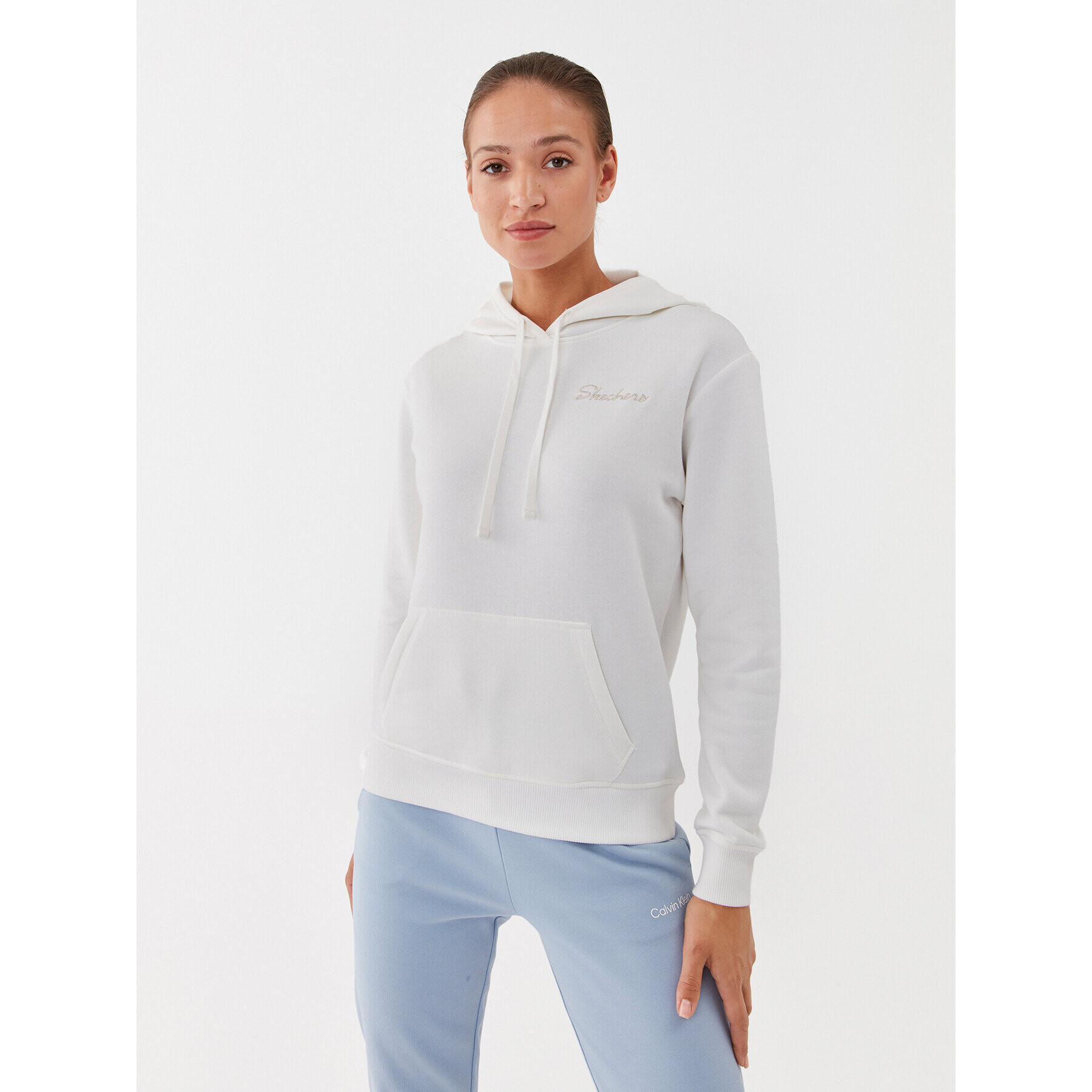 Skechers Mikina Signature Po Hoodie WHD116 Bílá Regular Fit - Pepit.cz