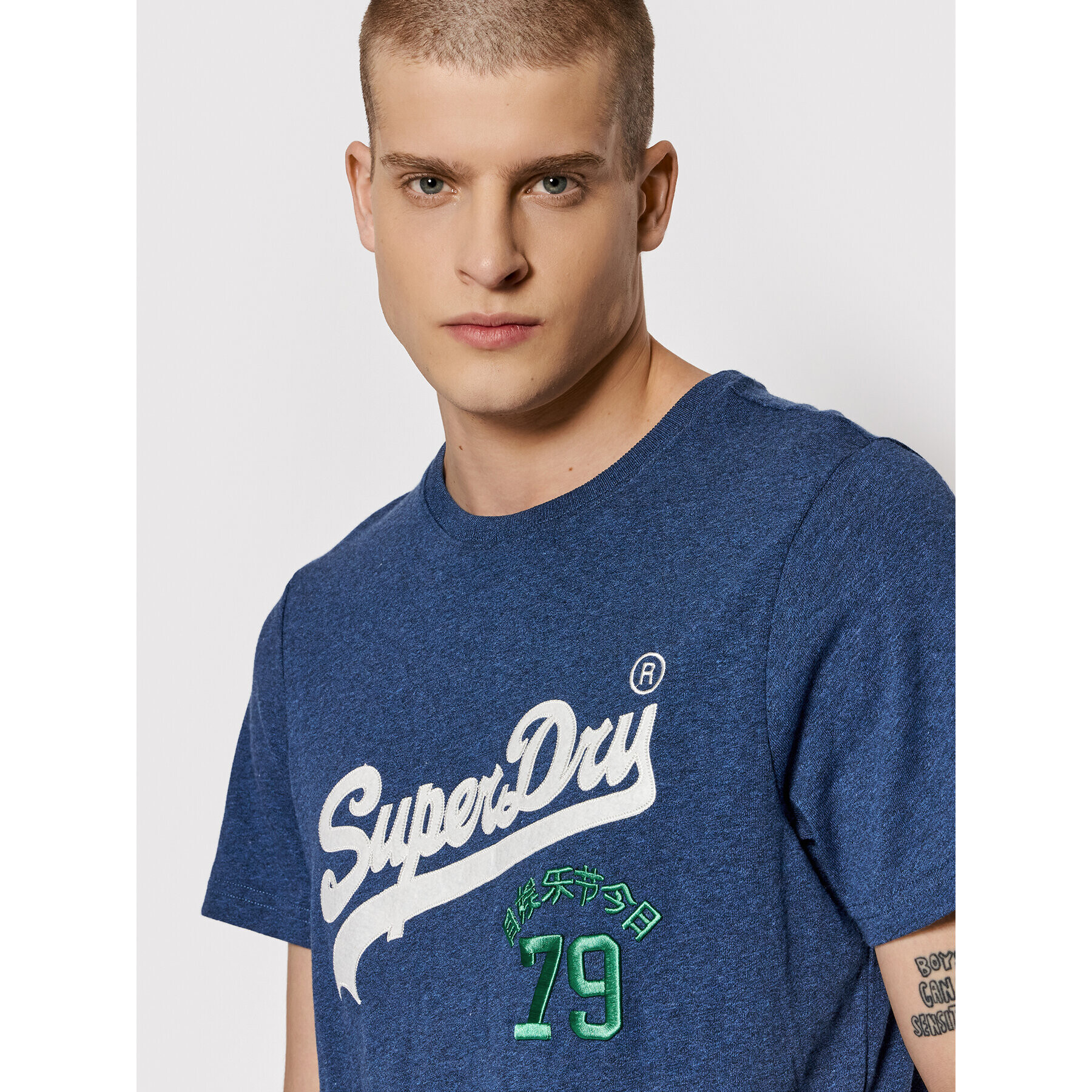 Superdry T-Shirt Source M1011158A Modrá Regular Fit - Pepit.cz