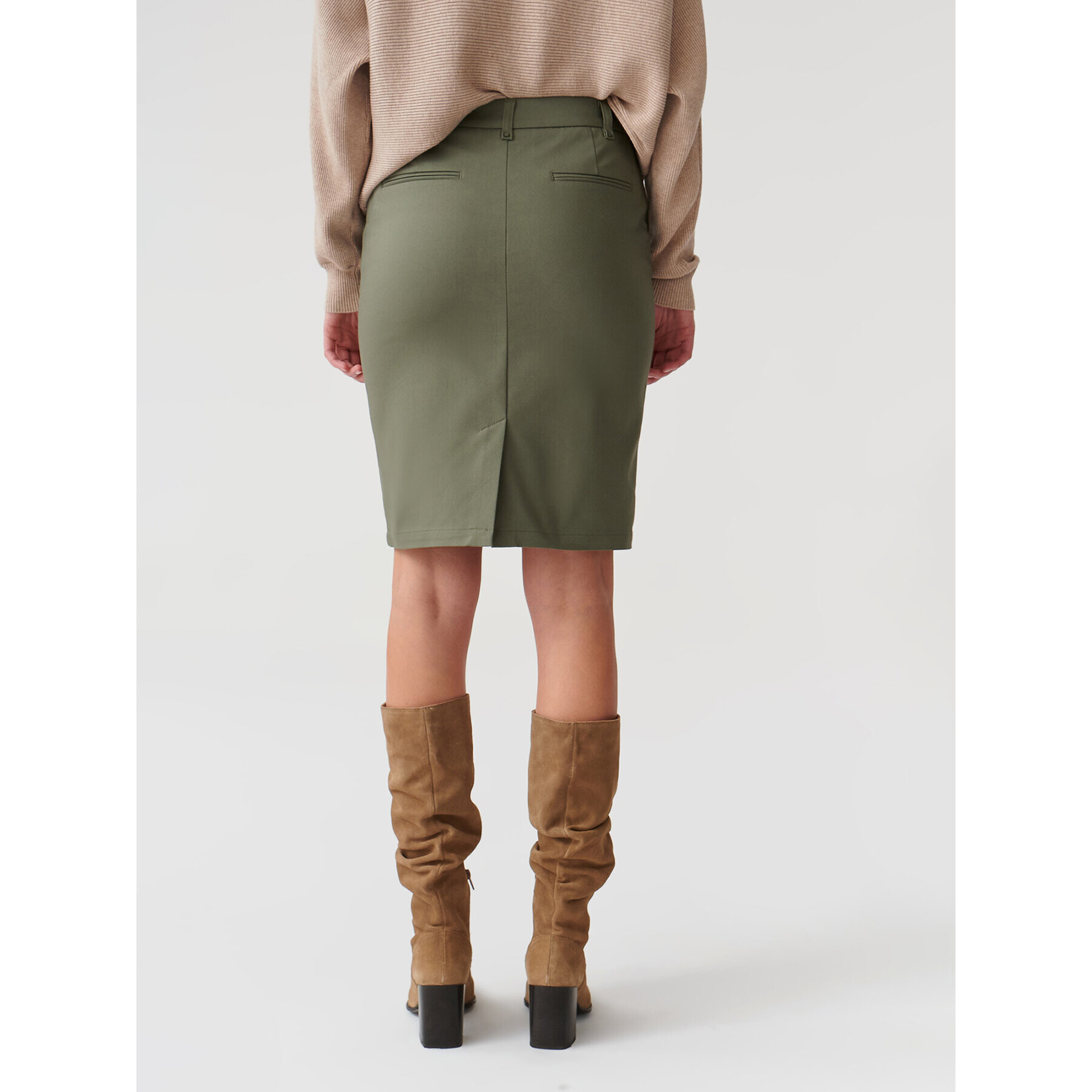 Tatuum Pouzdrová sukně Fili T2318.174 Khaki Slim Fit - Pepit.cz