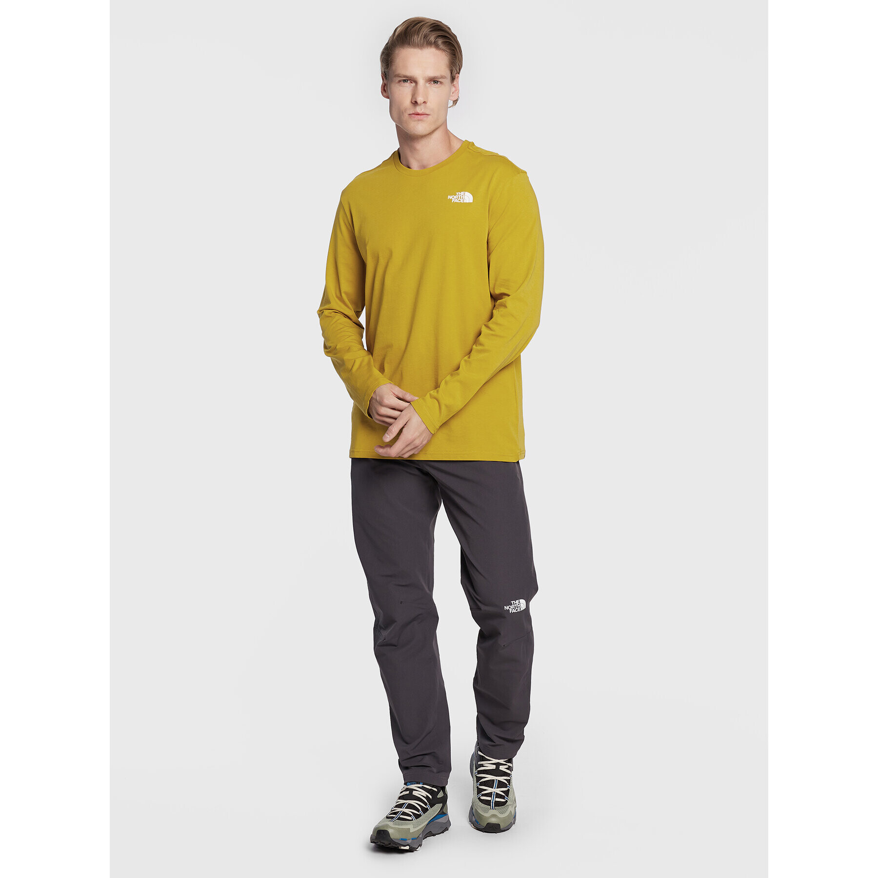 The North Face S dlouhým rukávem Easy NF0A2TX1 Žlutá Regular Fit - Pepit.cz