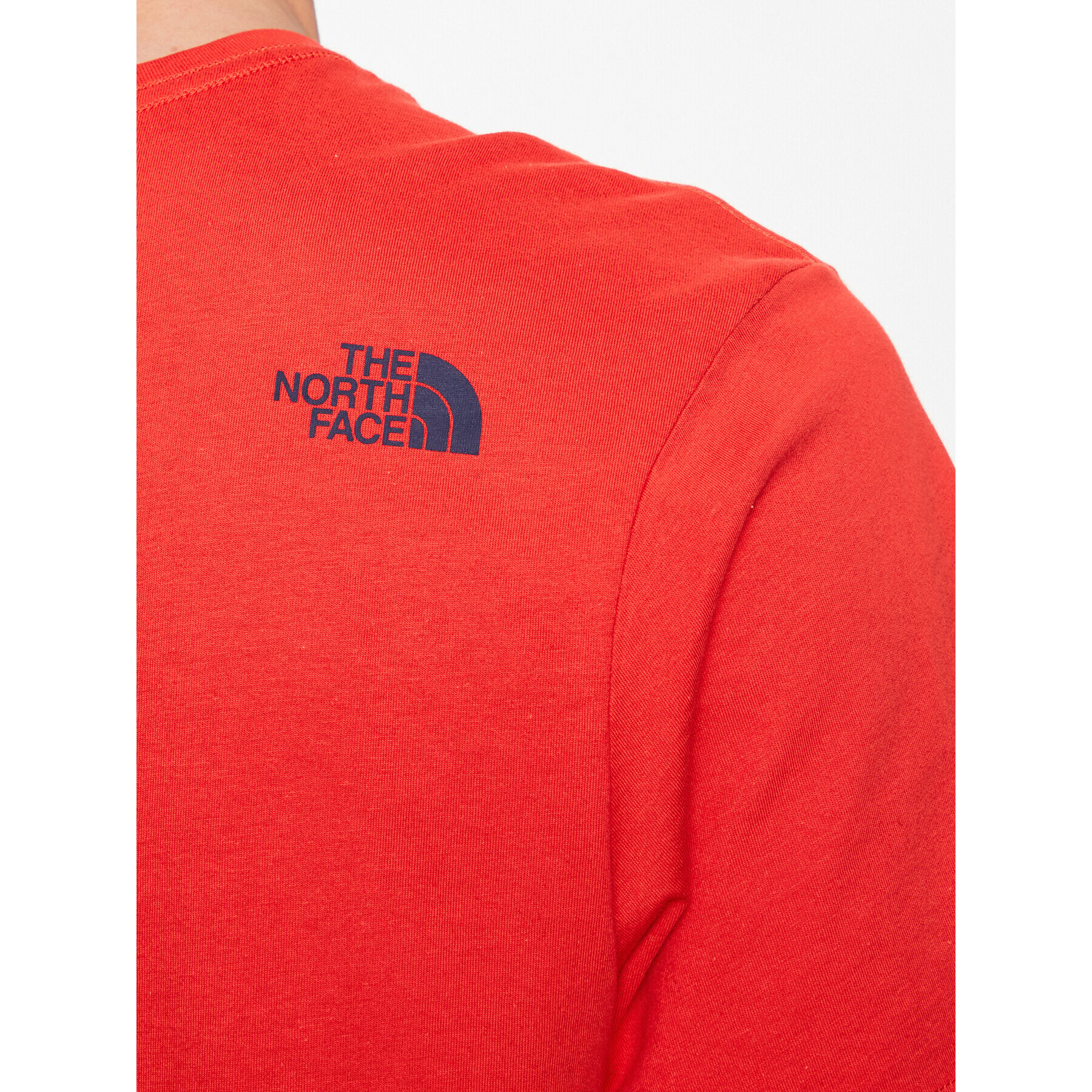 The North Face T-Shirt Easy NF0A2TX3 Červená Regular Fit - Pepit.cz