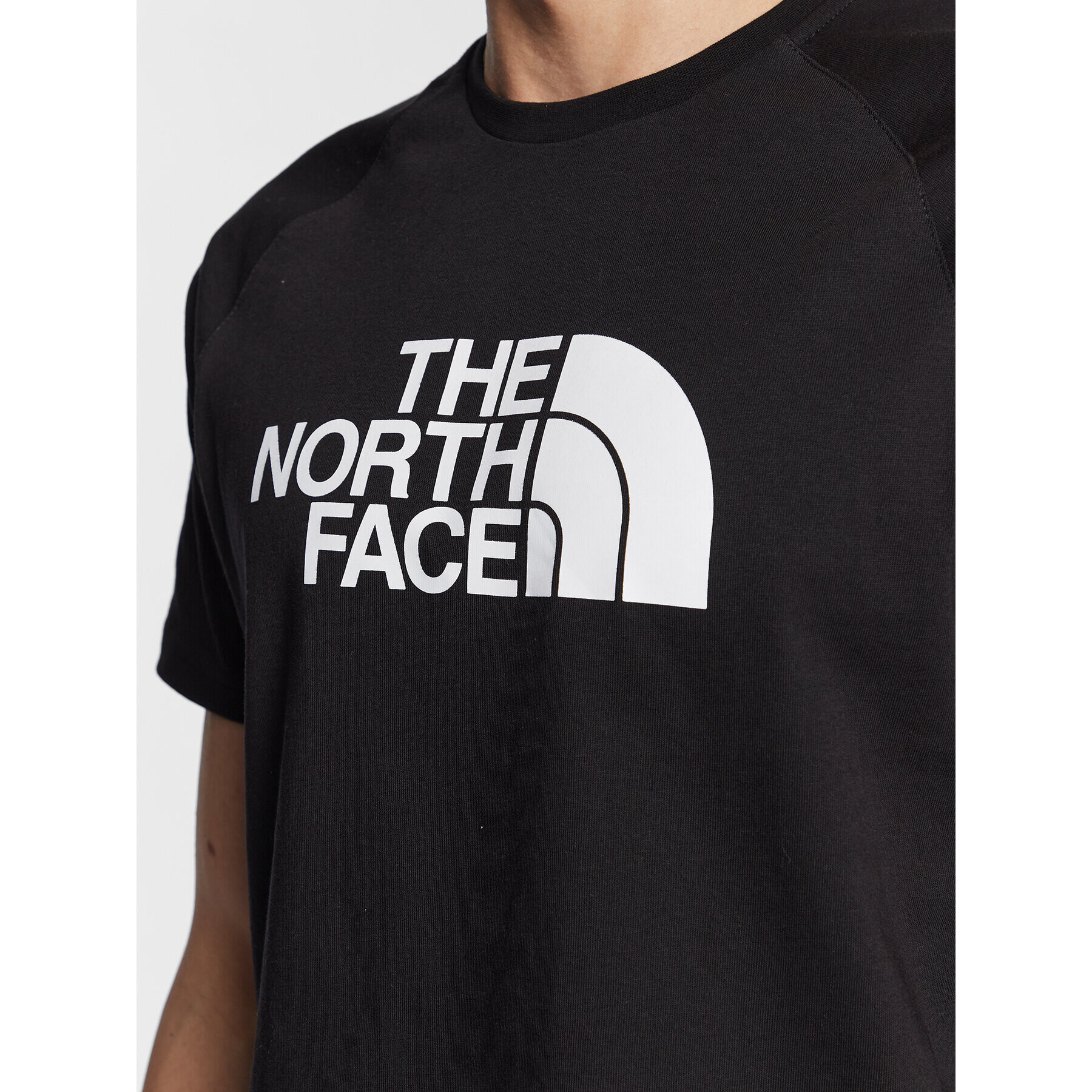 The North Face T-Shirt Raglan Easy NF0A37FV Černá Regular Fit - Pepit.cz