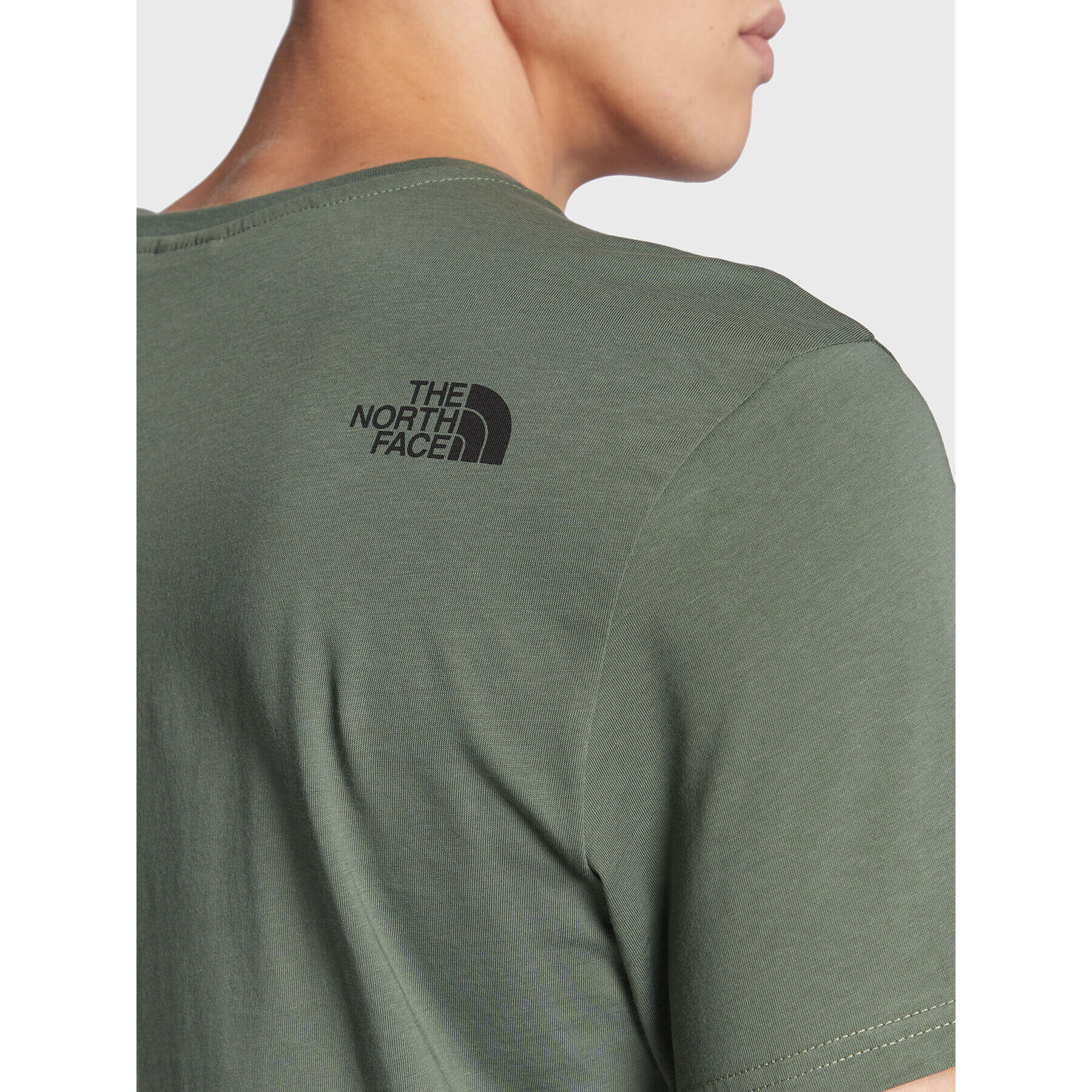 The North Face T-Shirt Simple Dome NF0A2TX5 Zelená Regular Fit - Pepit.cz