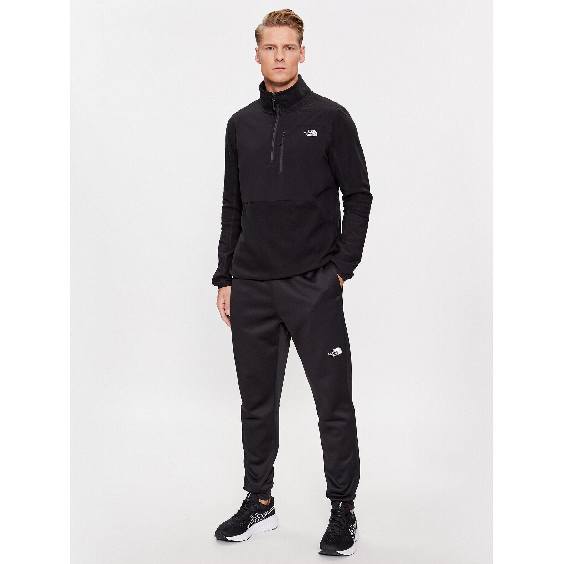 The North Face Teplákové kalhoty M Reaxion Fleece Jogger - EuNF0A7Z9PJK31 Černá Regular Fit - Pepit.cz