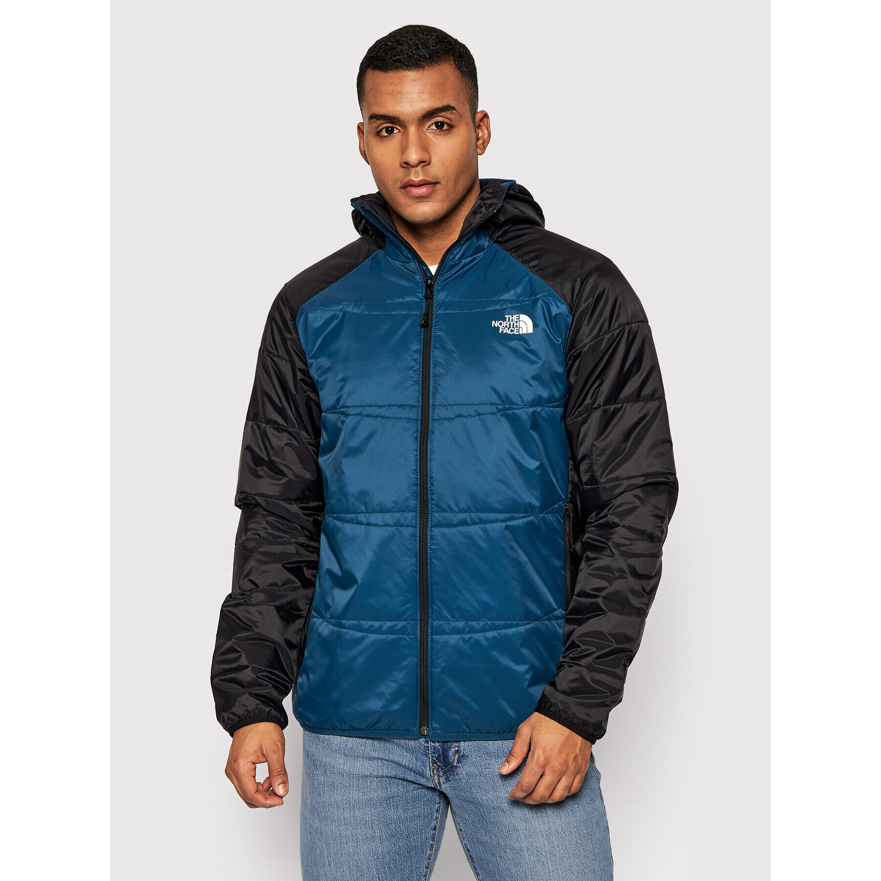 The North Face Vatovaná bunda Quest NF0A5IBR Tmavomodrá Regular Fit - Pepit.cz