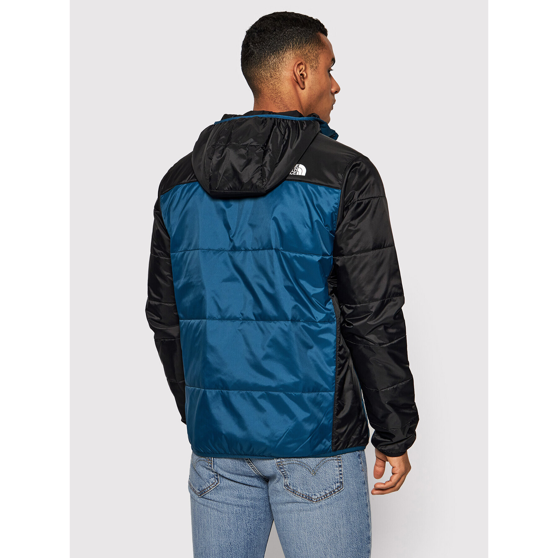 The North Face Vatovaná bunda Quest NF0A5IBR Tmavomodrá Regular Fit - Pepit.cz