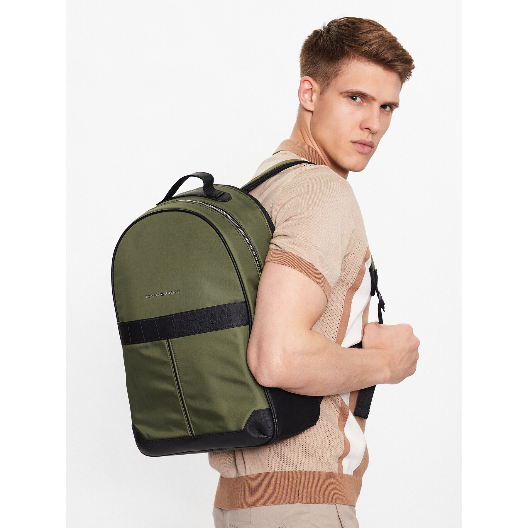 Tommy Hilfiger Batoh Th Elevated Nylon Backpack AM0AM10939 Zelená - Pepit.cz