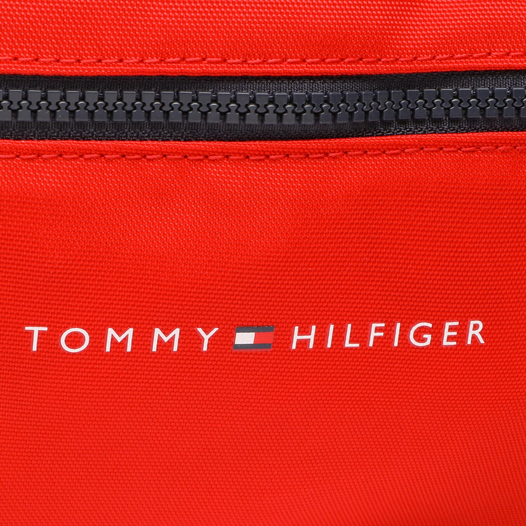 Tommy Hilfiger Batoh Th Essential Backpack AU0AU01616 Tmavomodrá - Pepit.cz