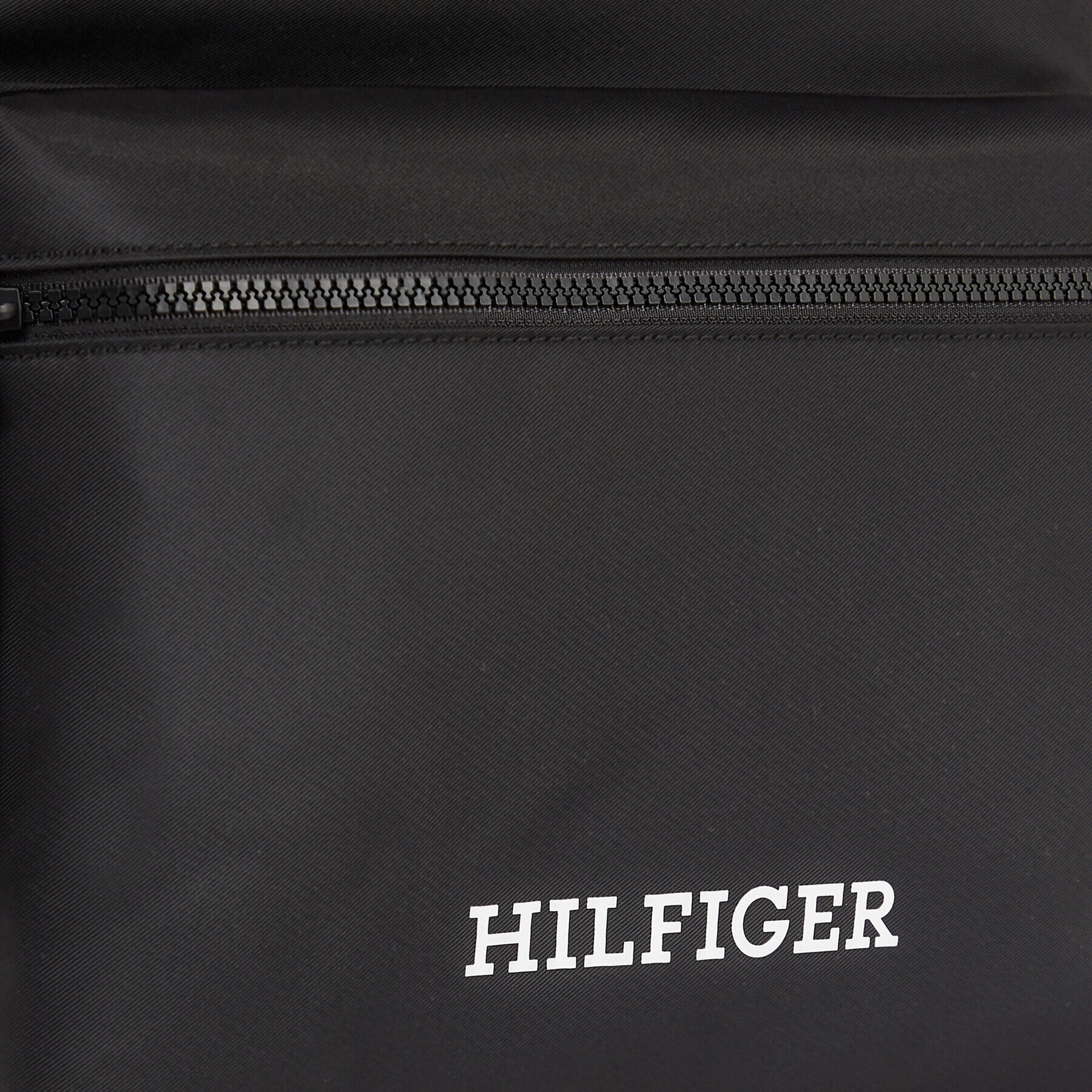 Tommy Hilfiger Batoh Th Monotype Dome Backpack AM0AM12112 Černá - Pepit.cz