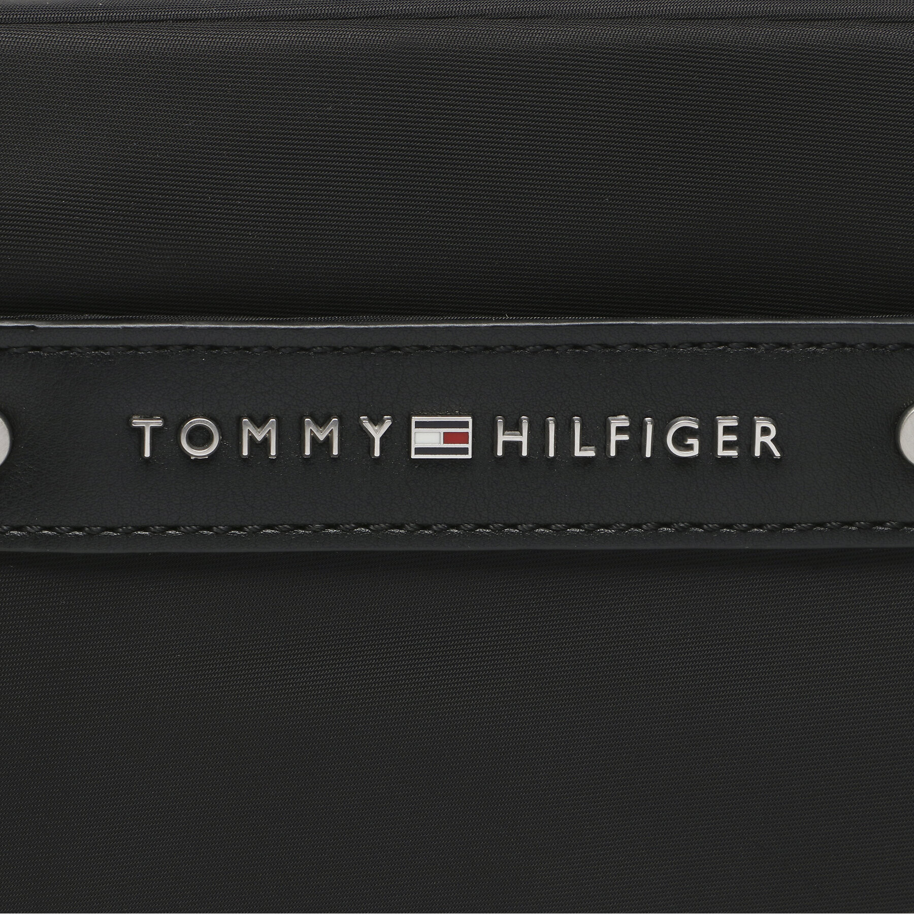 Tommy Hilfiger Brašna Th Central Repreve Ew Reporter AM0AM11383 Černá - Pepit.cz