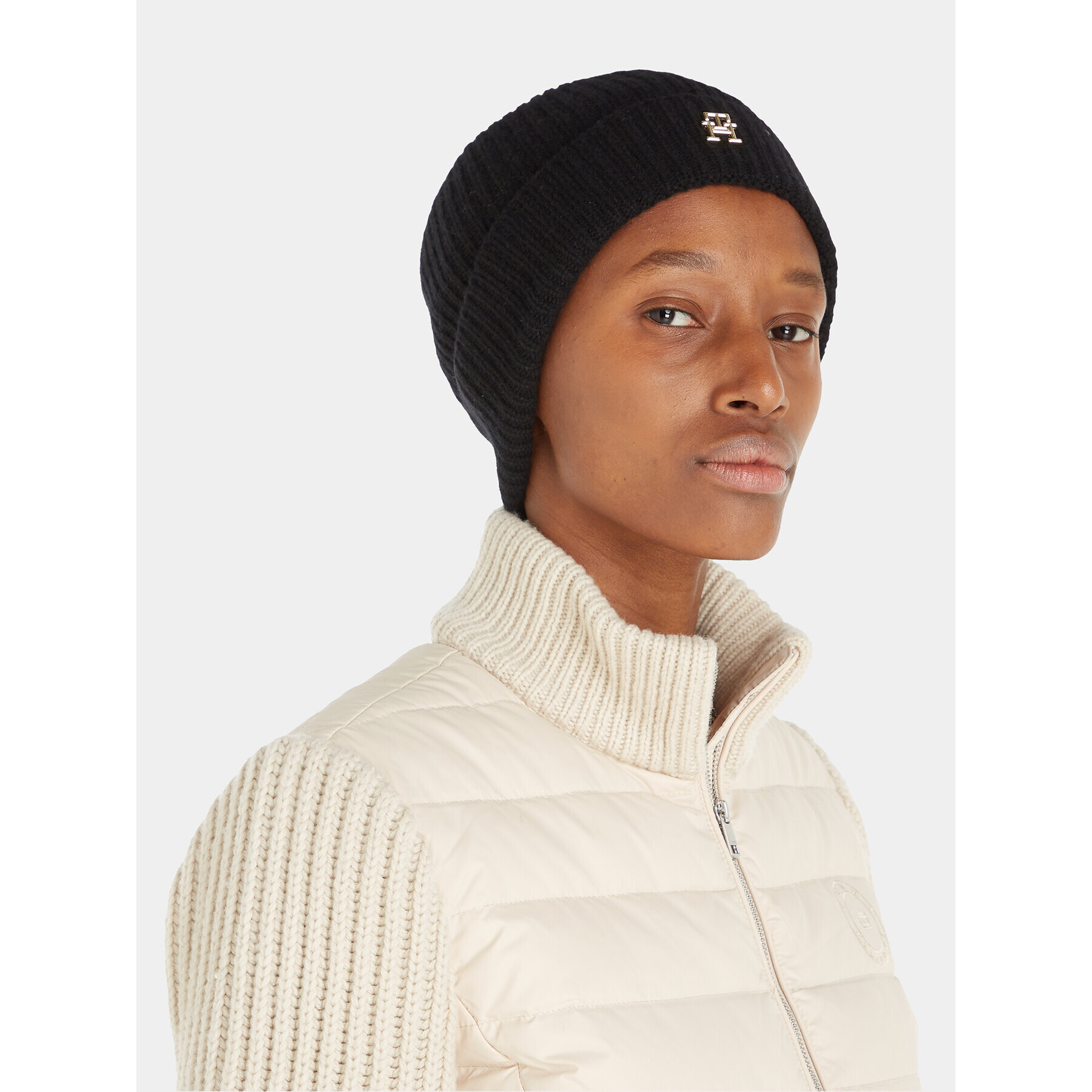 Tommy Hilfiger Čepice Cashmere Chic Beanie AW0AW15321 Černá - Pepit.cz