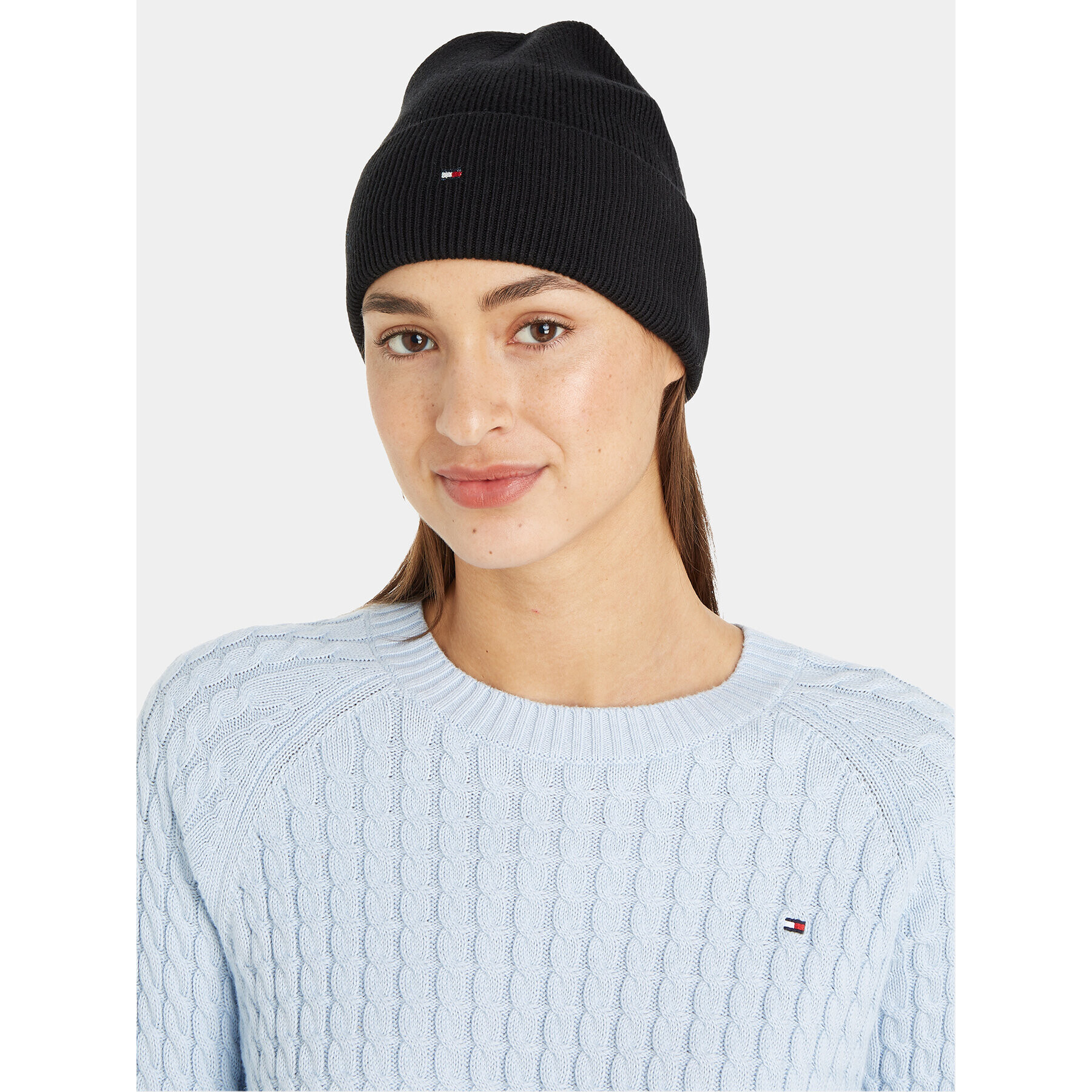 Tommy Hilfiger Čepice Essential Flag Beanie AW0AW15309 Černá - Pepit.cz