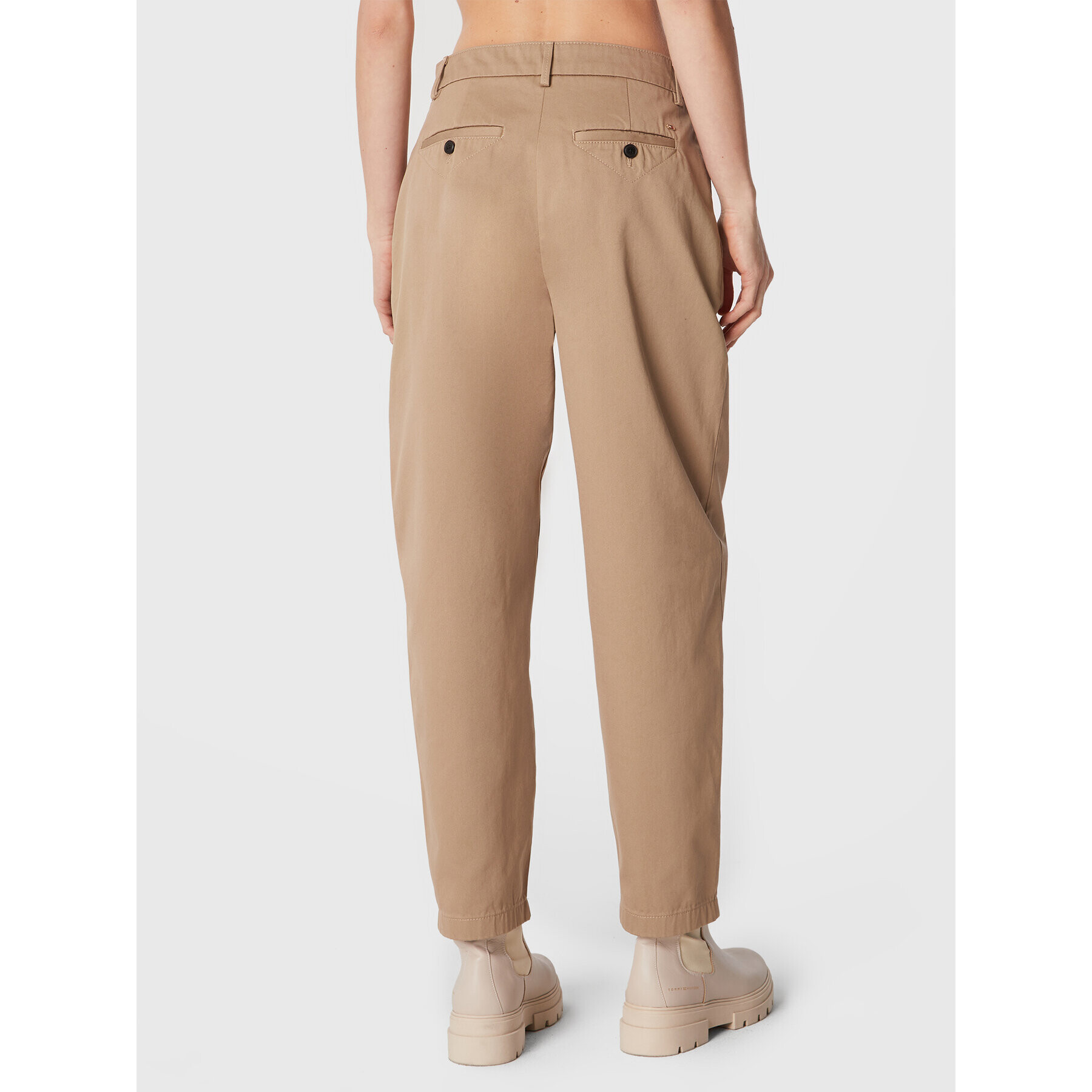 Tommy Hilfiger Chino kalhoty Balloon WW0WW37087 Béžová Relaxed Fit - Pepit.cz