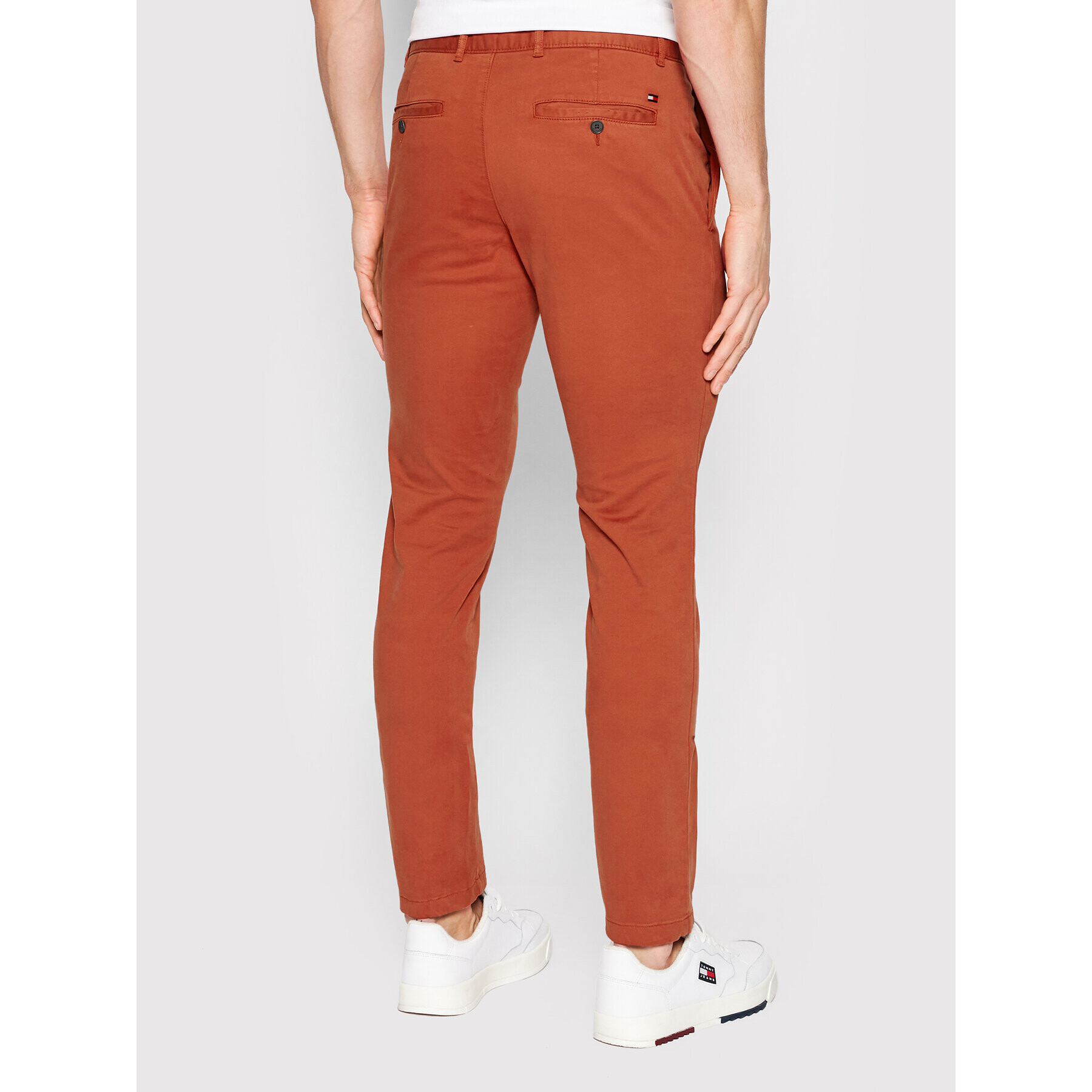 Tommy Hilfiger Chino kalhoty Bleecker MW0MW13846 Červená Slim Fit - Pepit.cz