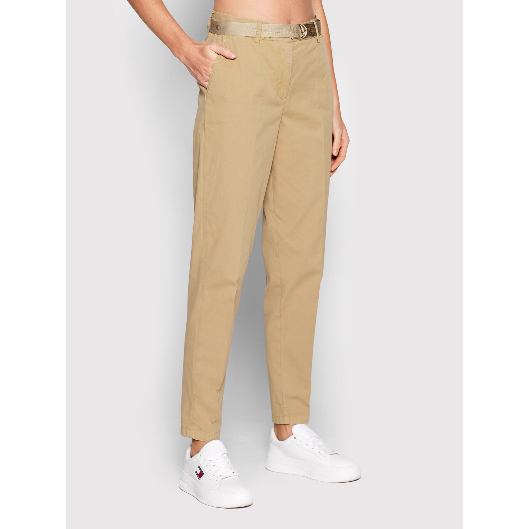 Tommy Hilfiger Chino kalhoty Twelle Michelle WW0WW34516 Béžová Regular Fit - Pepit.cz