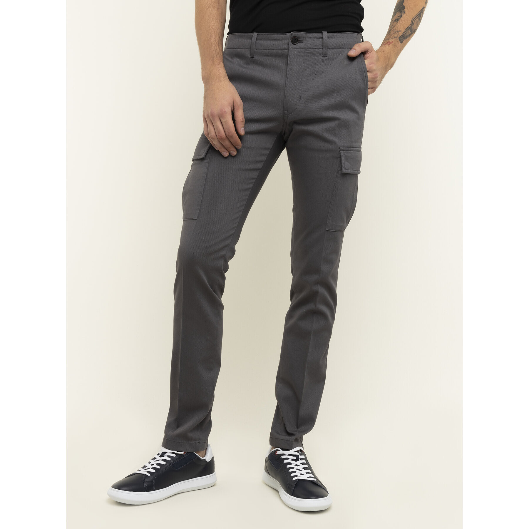 Tommy Hilfiger Kalhoty z materiálu Bleecker Cargo MW0MW12593 Šedá Slim Fit - Pepit.cz