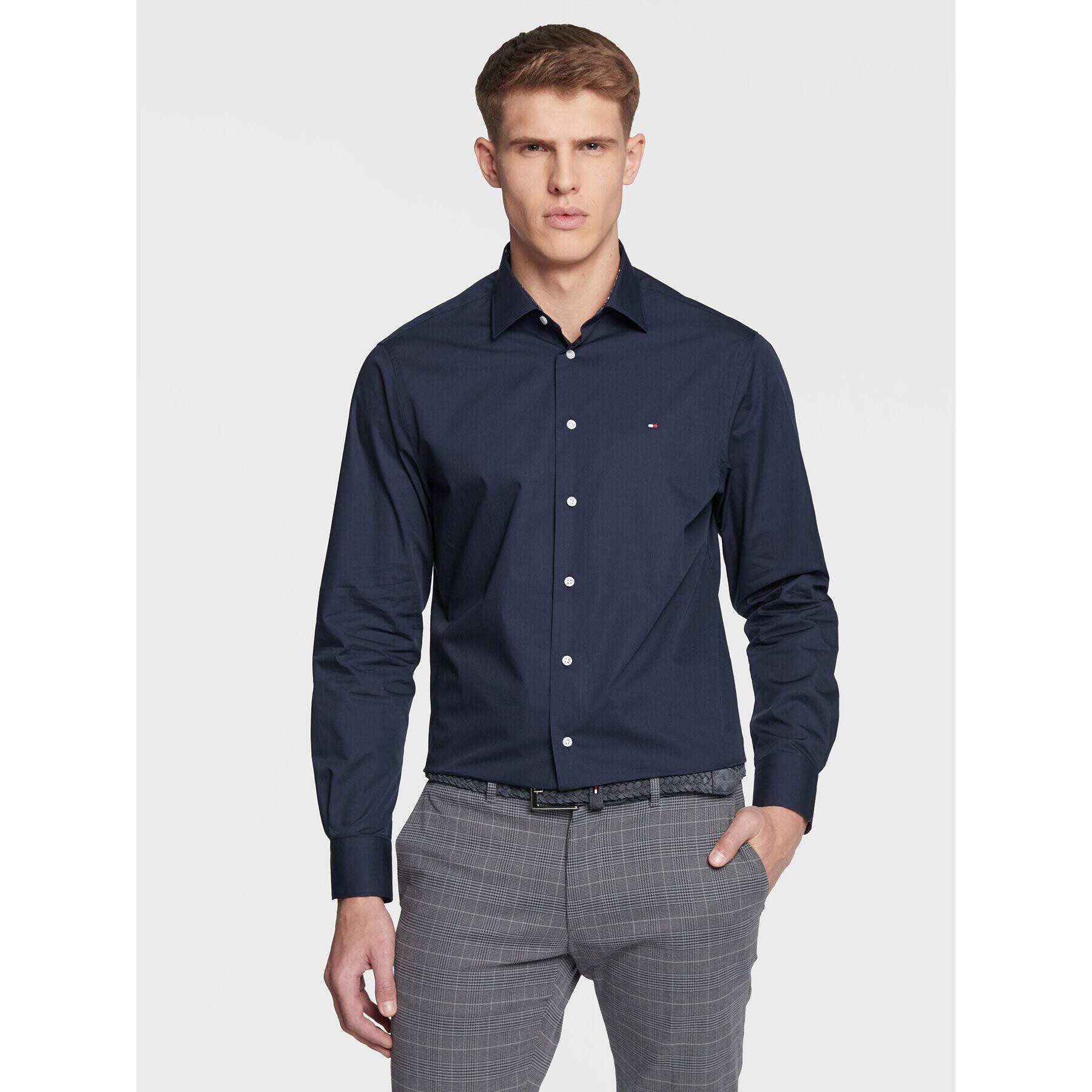 Tommy Hilfiger Košile Solid Poplin MW0MW28495 Tmavomodrá Regular Fit - Pepit.cz