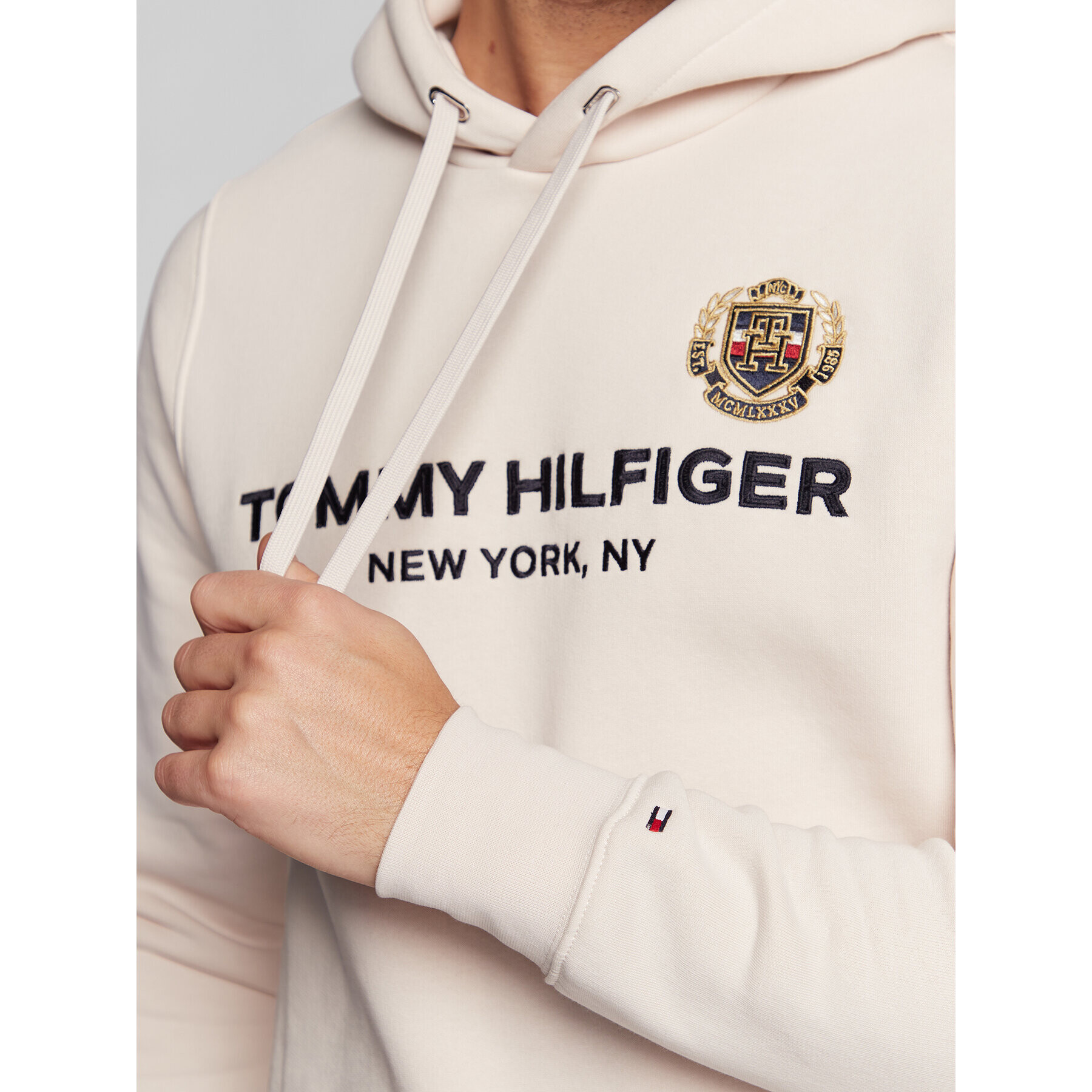 Tommy Hilfiger Mikina Icon Stack Crest MW0MW29332 Béžová Regular Fit - Pepit.cz