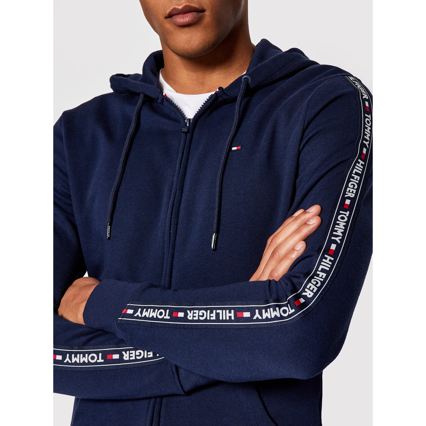 Tommy Hilfiger Mikina Logo UM0UM00708 Tmavomodrá Regular Fit - Pepit.cz