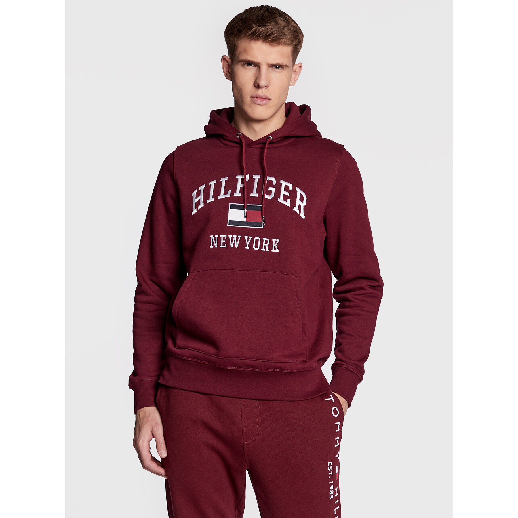 Tommy Hilfiger Mikina Modern Varsity MW0MW28173 Bordó Regular Fit - Pepit.cz