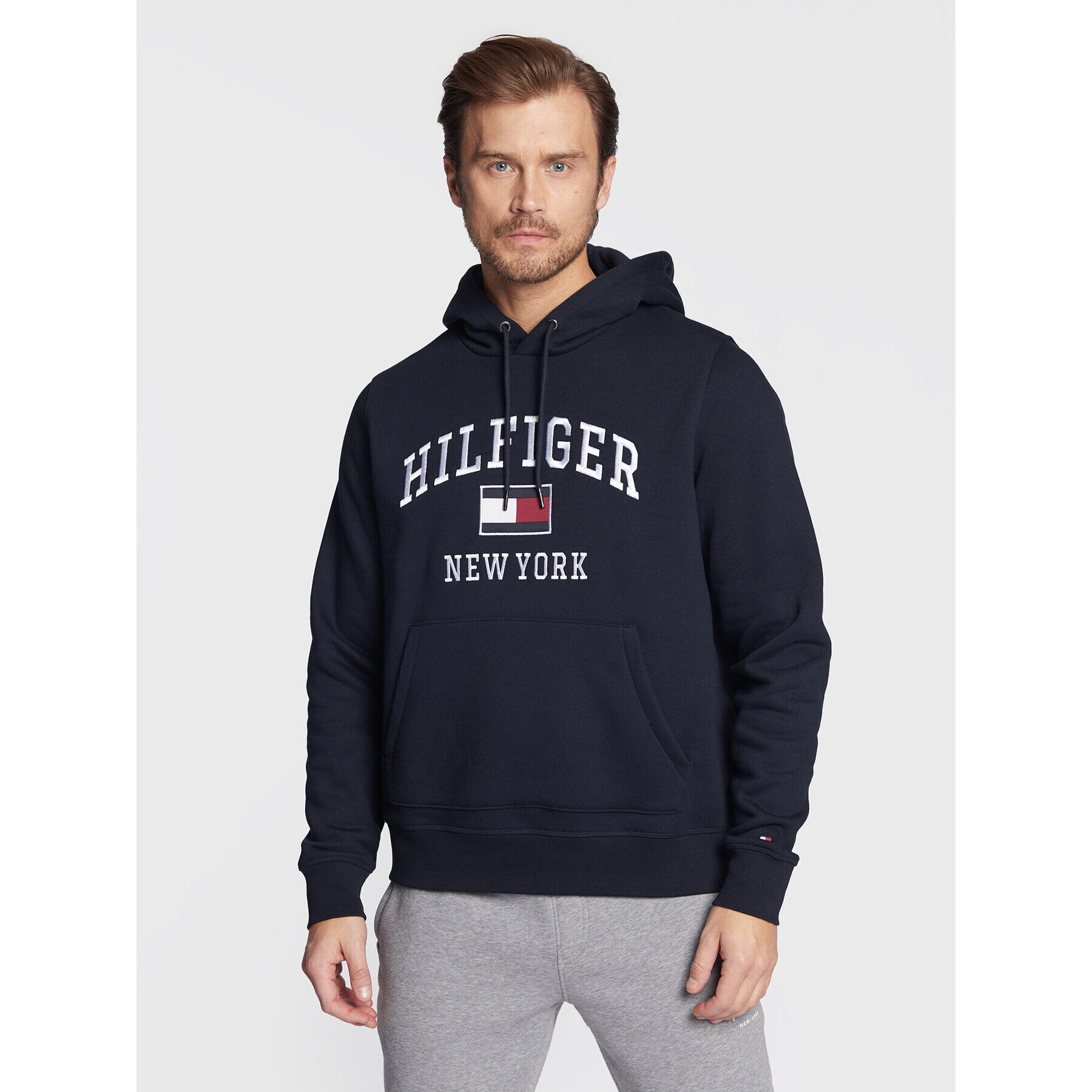 Tommy Hilfiger Mikina Modern Varsity MW0MW28173 Tmavomodrá Regular Fit - Pepit.cz