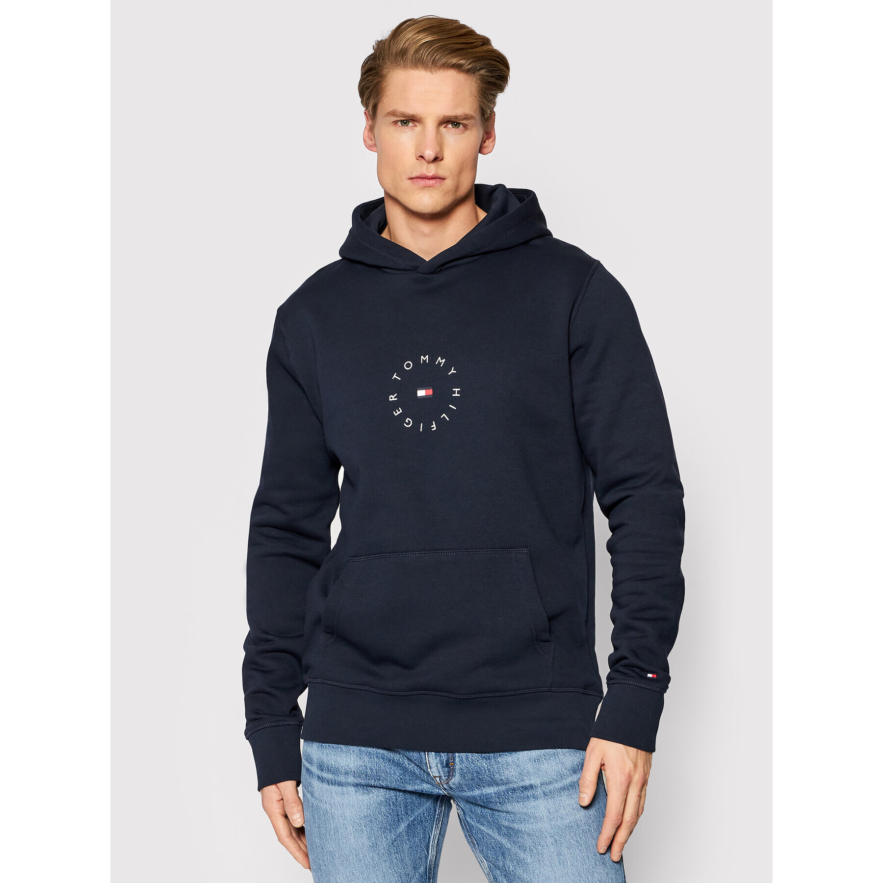 Tommy Hilfiger Mikina Roundall Graphic MW0MW22116 Tmavomodrá Regular Fit - Pepit.cz