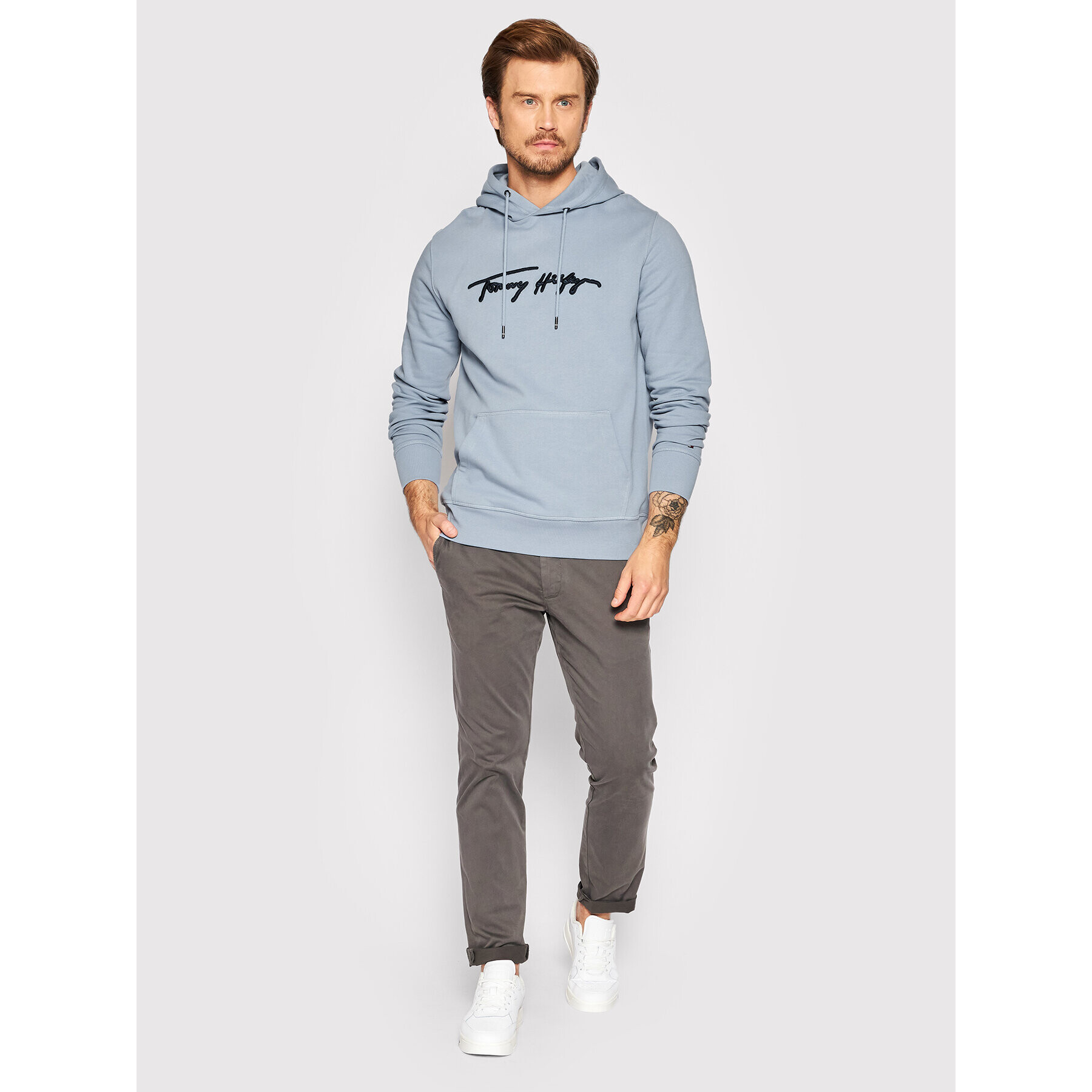 Tommy Hilfiger Mikina Signature Graphic MW0MW25057 Modrá Regular Fit - Pepit.cz