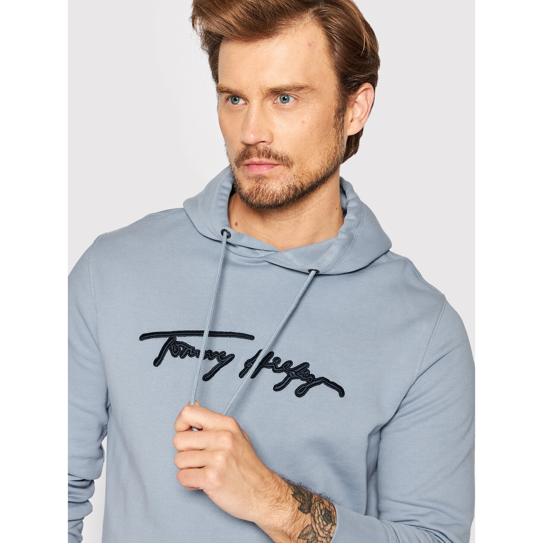 Tommy Hilfiger Mikina Signature Graphic MW0MW25057 Modrá Regular Fit - Pepit.cz